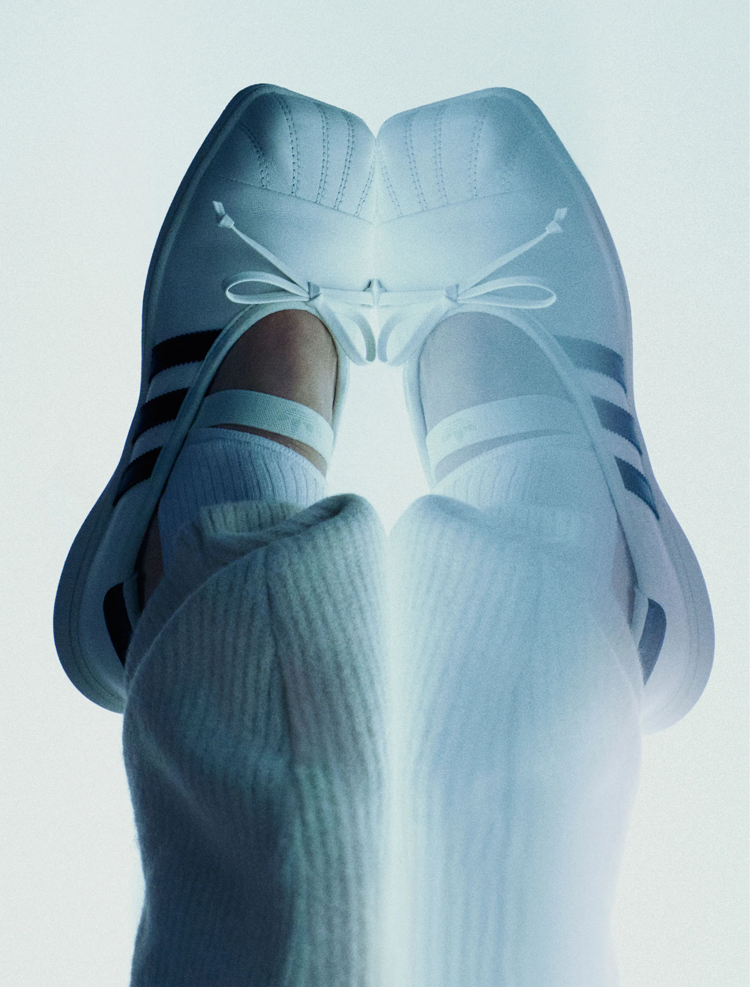 adidas-jennie