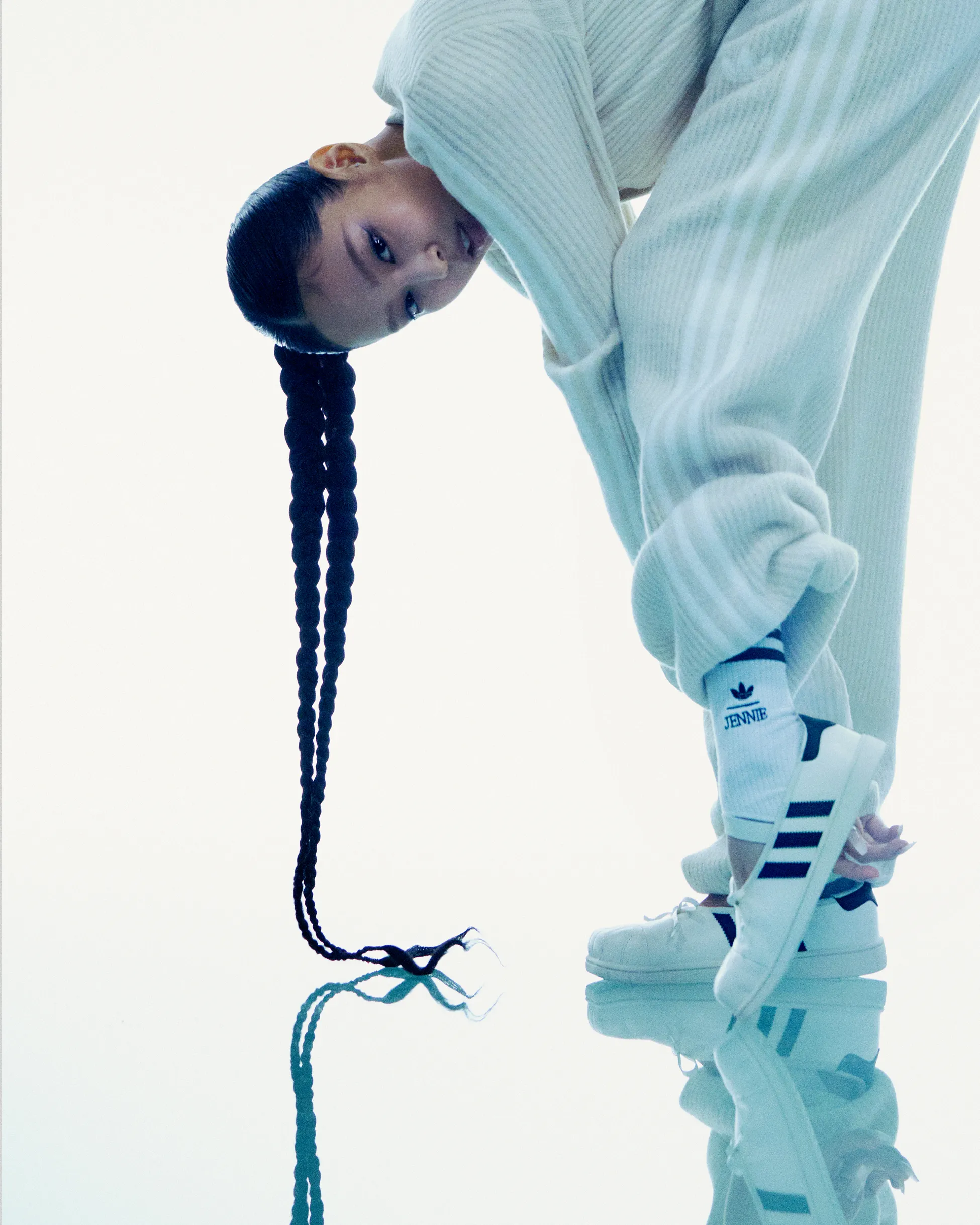adidas-jennie