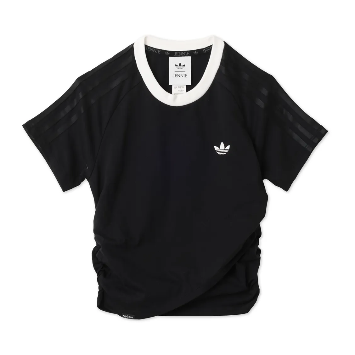 adidas-jennie