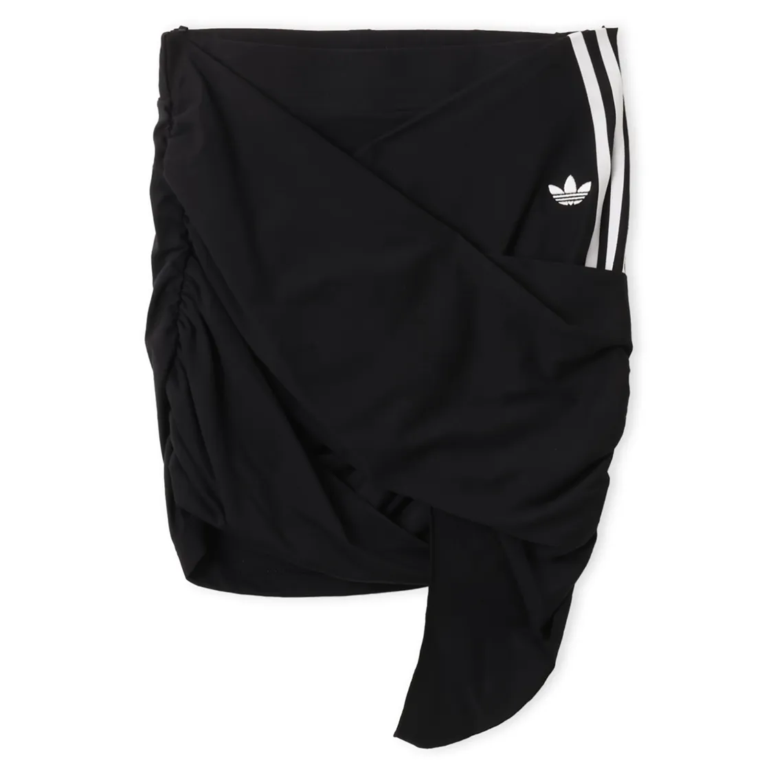 adidas-jennie