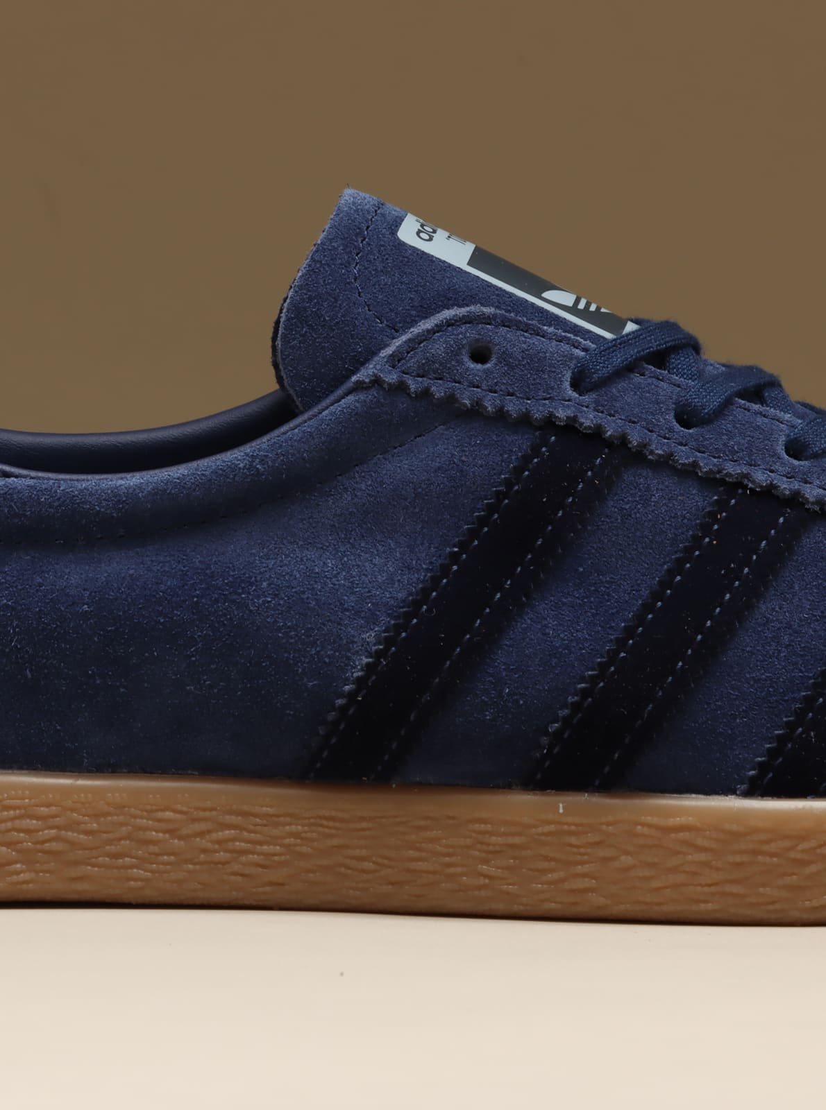 adidas tobacco