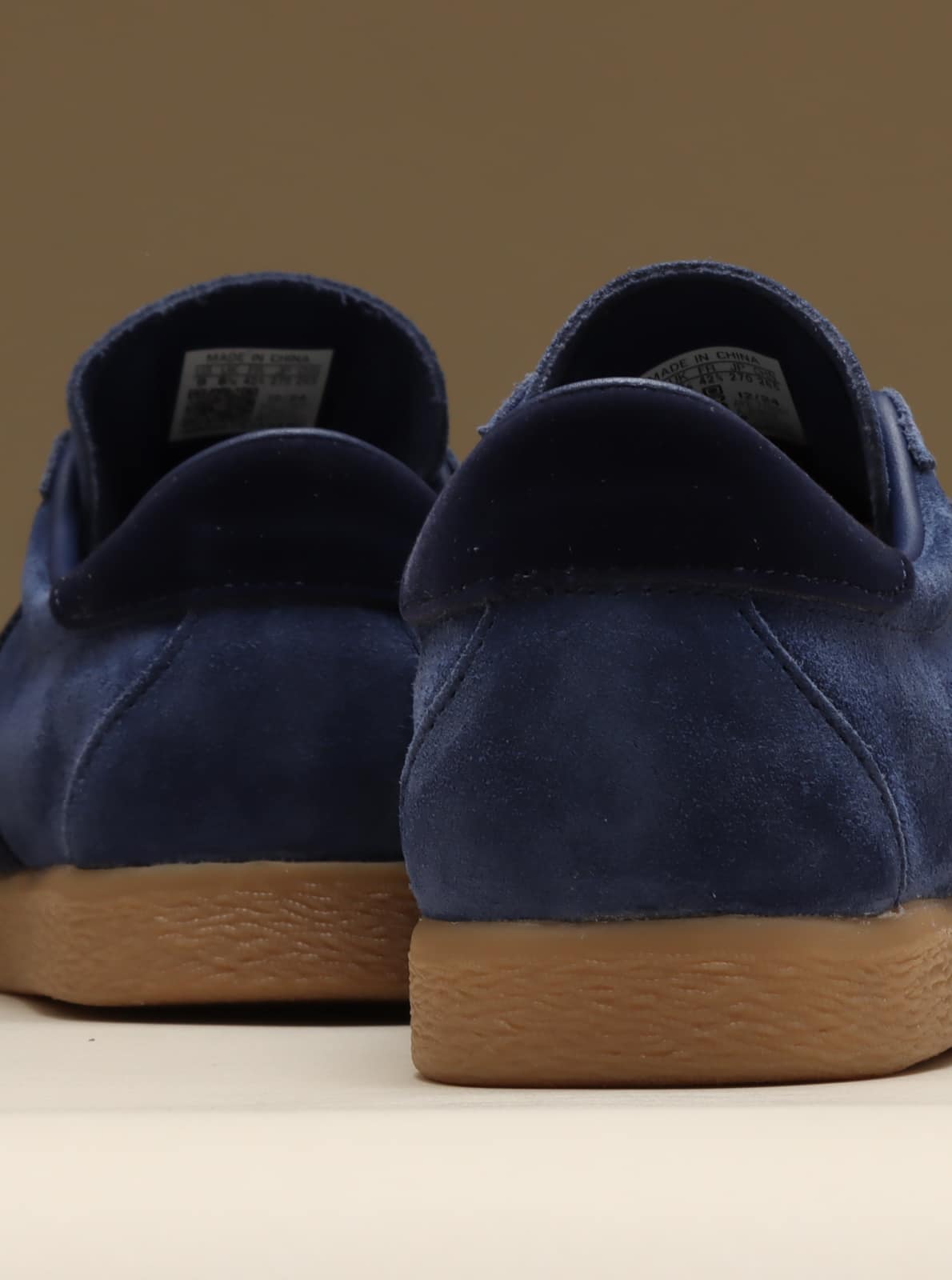 adidas tobacco