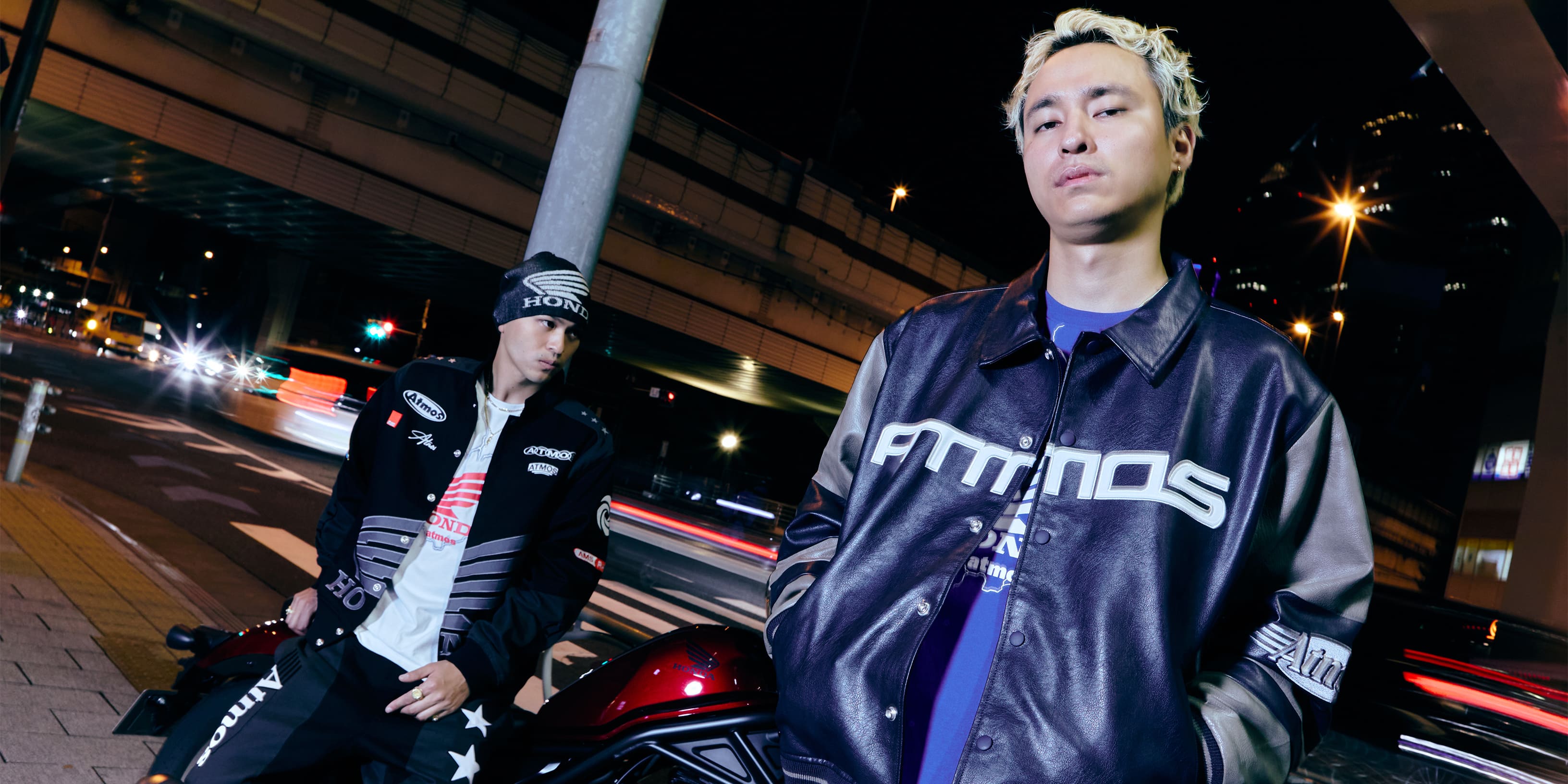"HONDA x atmos | 日本を代表するバイクメーカー〈HONDA〉との初のコラボレーションコレクション。"