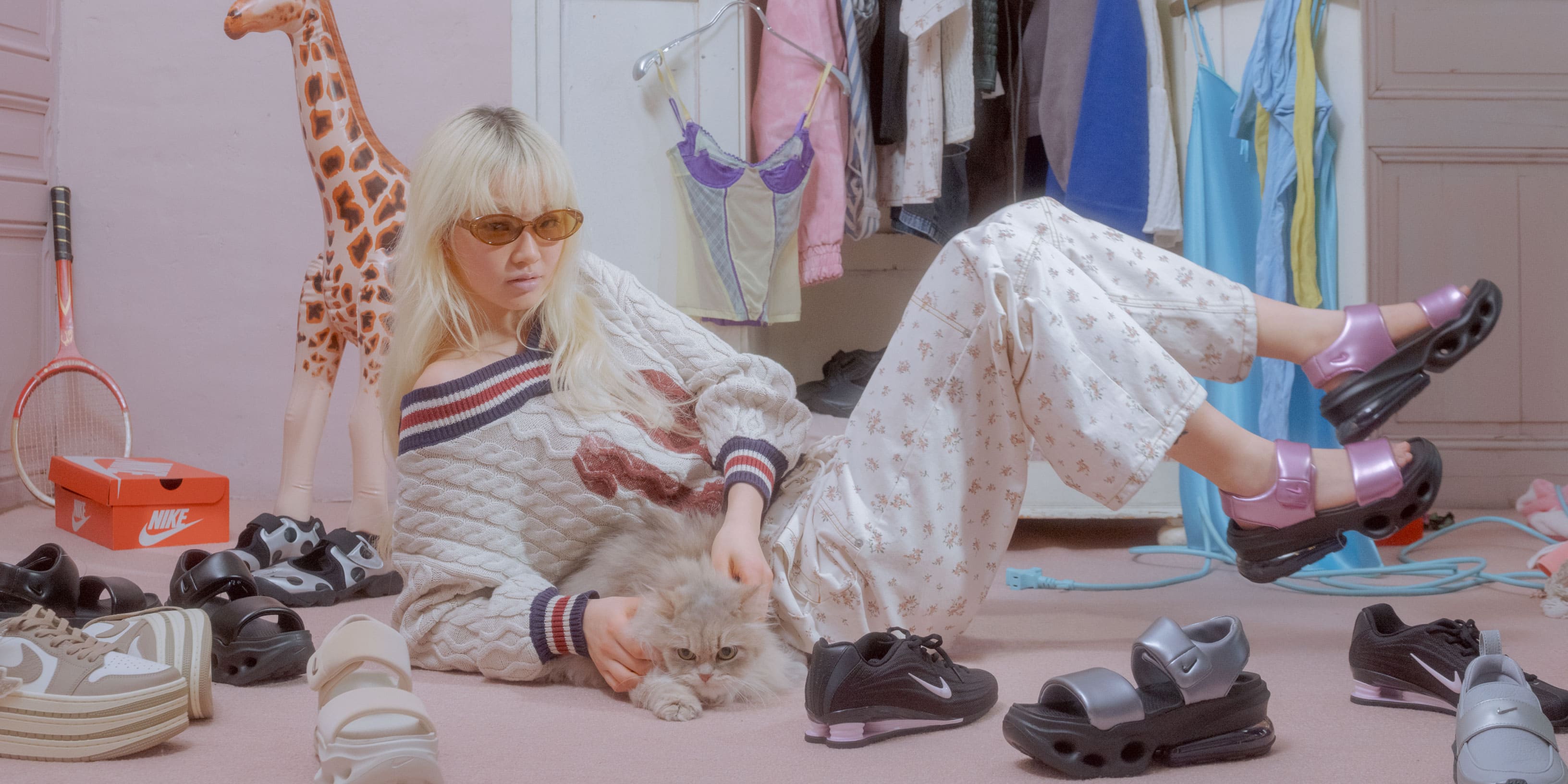 atmos-pink-pink-closet