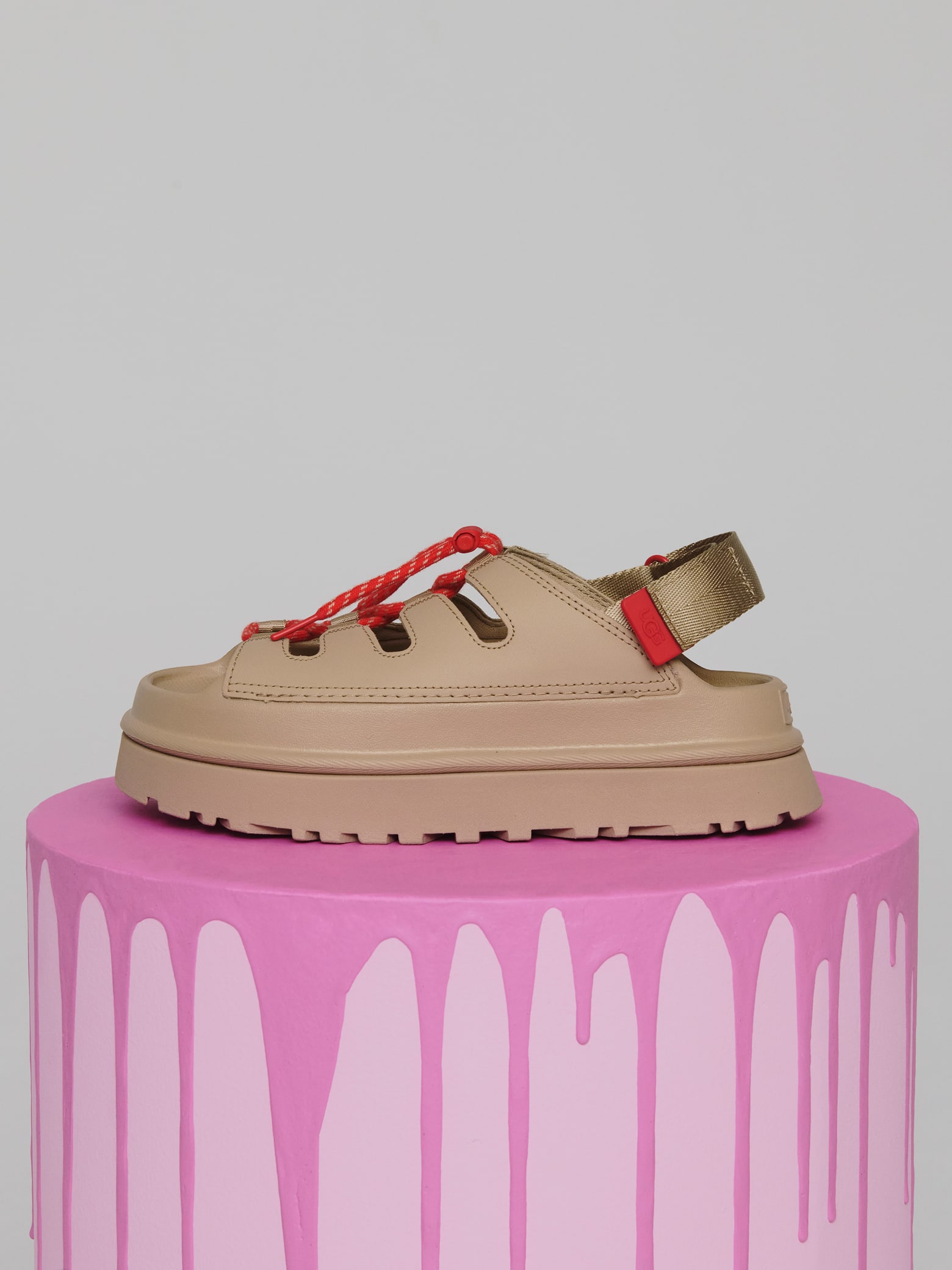 atmos pink Wmns Sandal Collection 2026