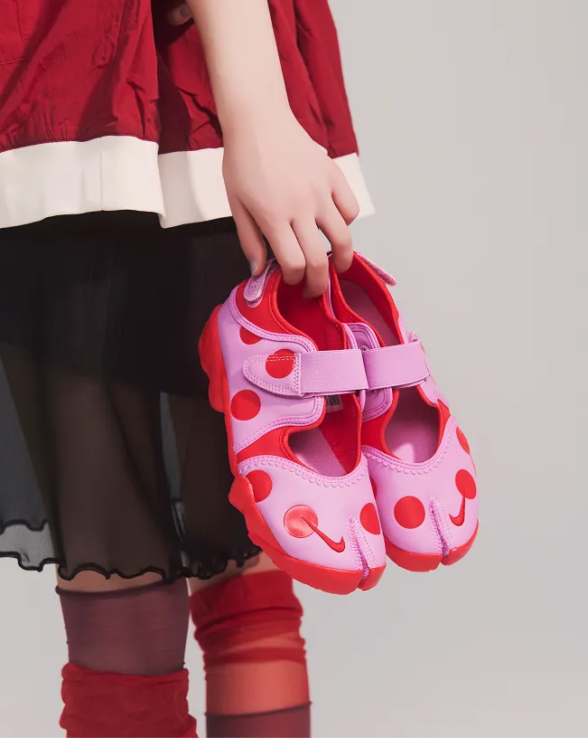 atmos-pink-sandal-collection