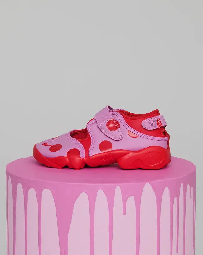 atmos-pink-sandal-collection
