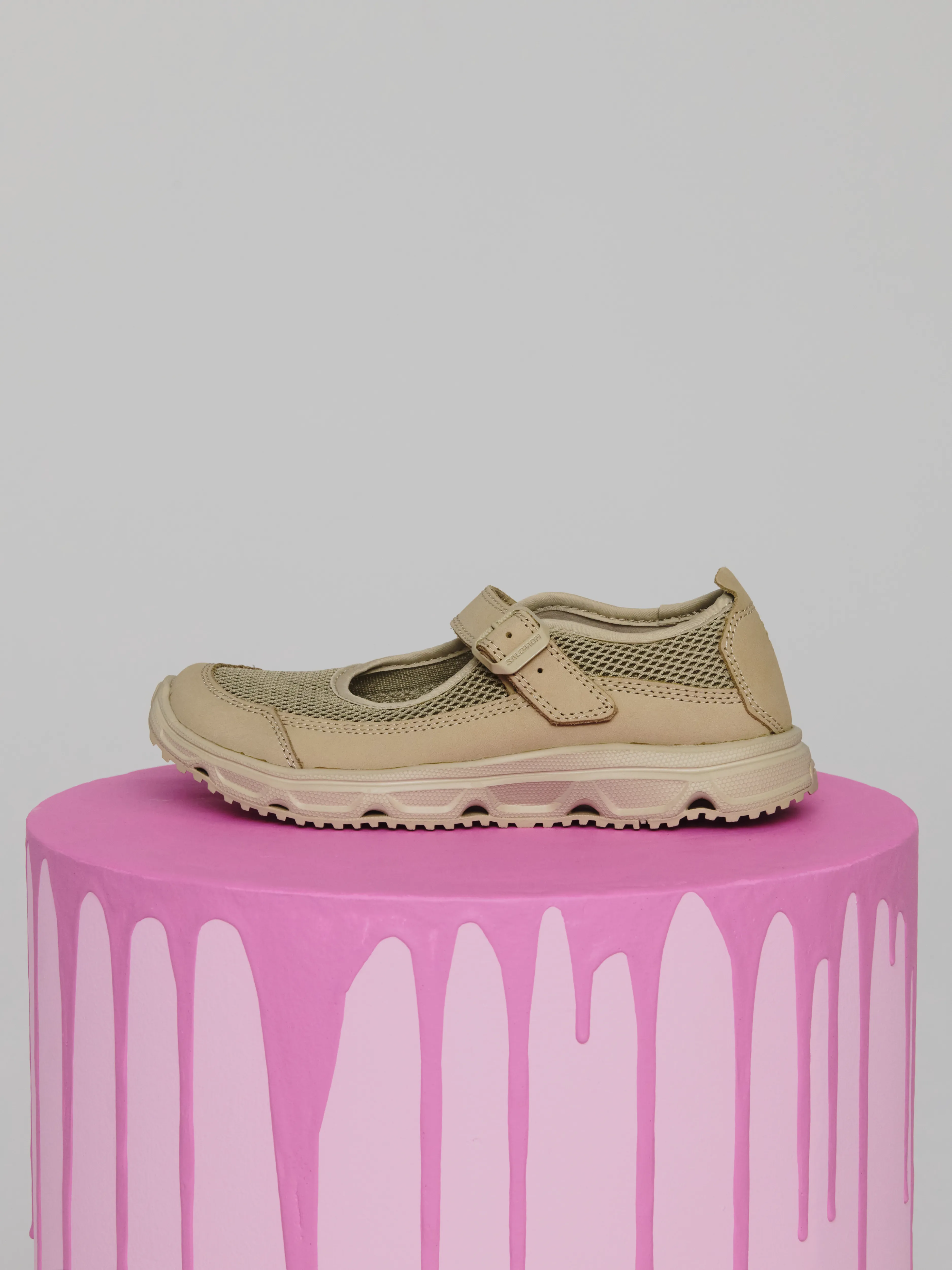 atmos pink Wmns Sandal Collection 2026