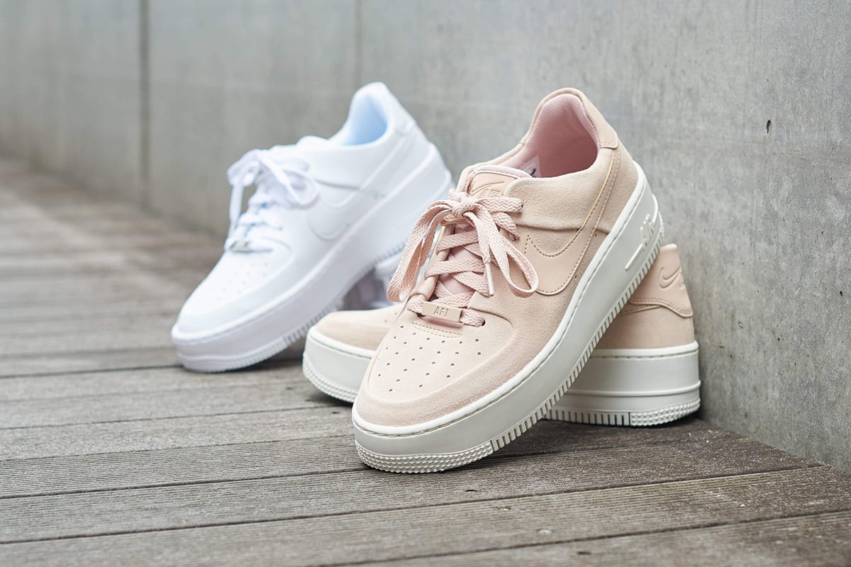 Air force 1 2025 sage low na nodze