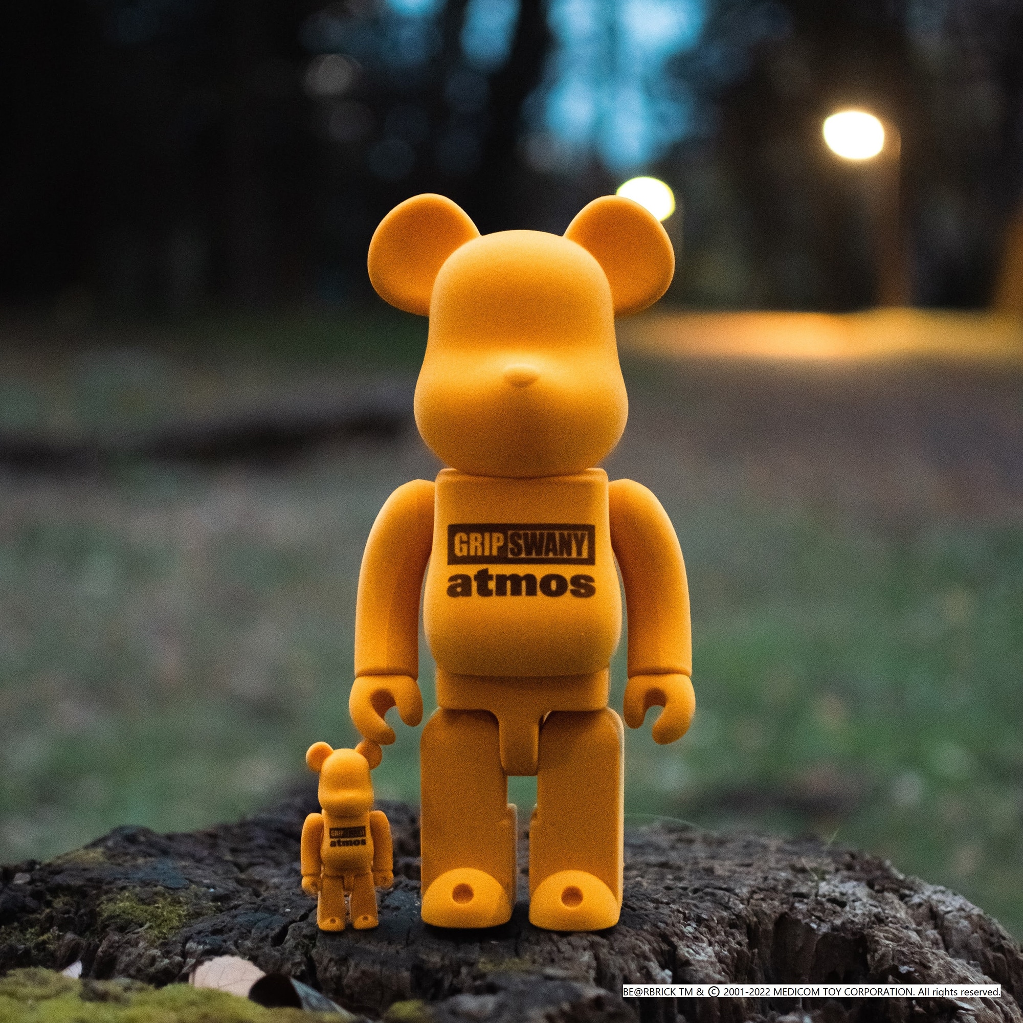 MEDICOM TOY atmos × GRIPSWANY BE@RBRICK 100% & 400%