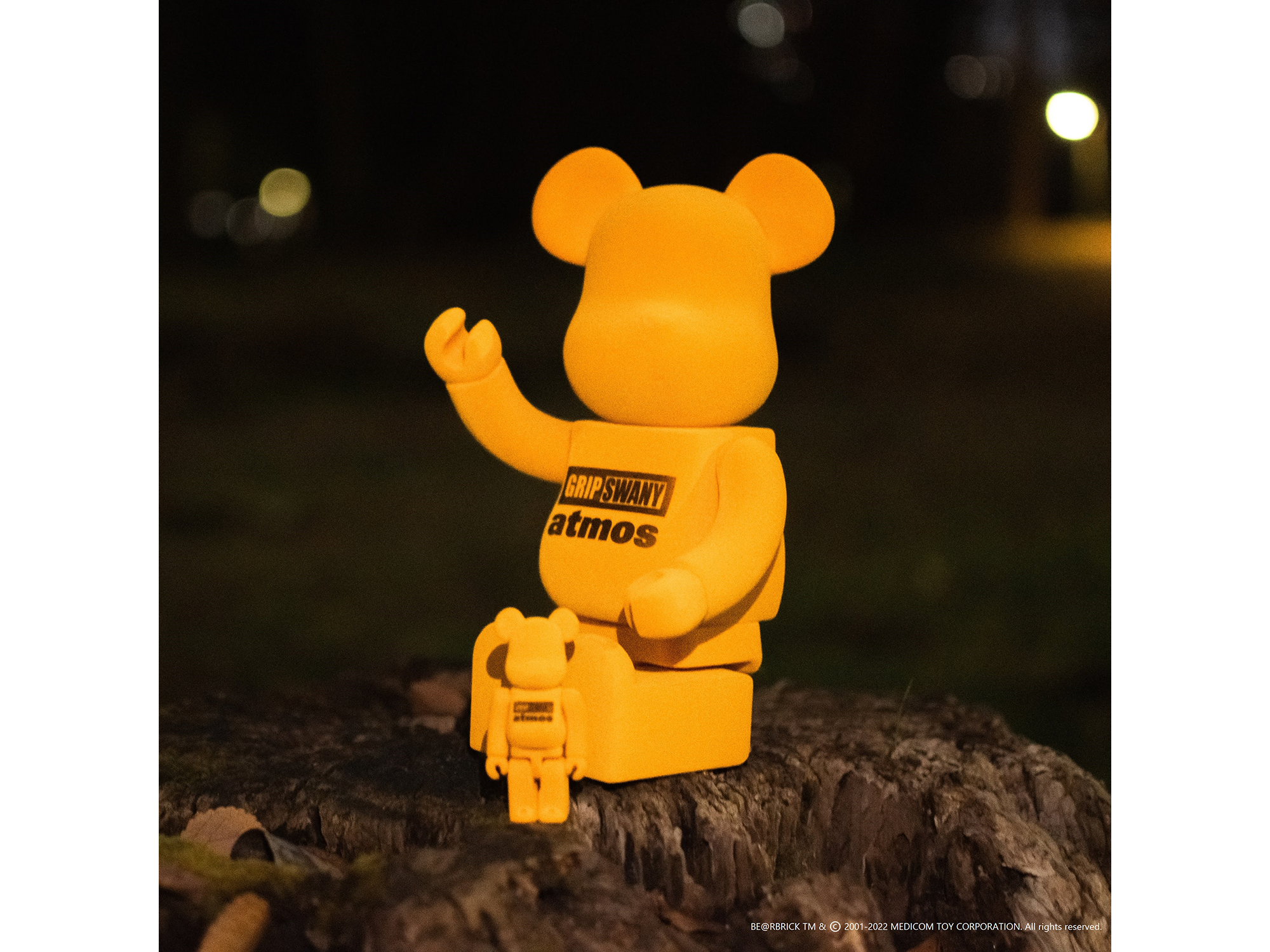 MEDICOM TOY atmos × GRIPSWANY BE@RBRICK % & %