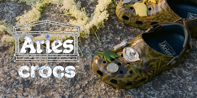 crocs Classic Clog x aries