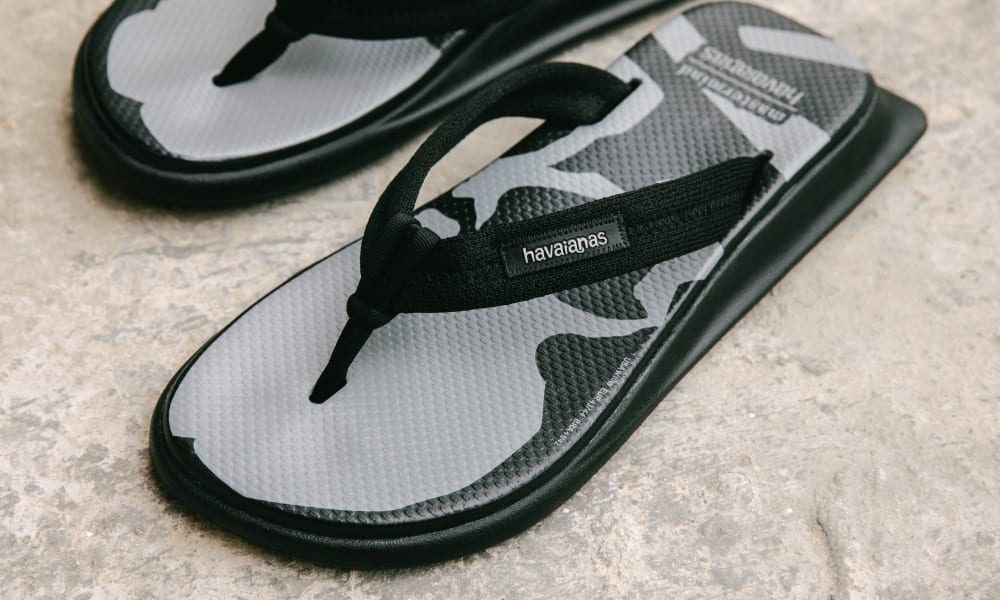 Havaianas × mastermind JAPAN