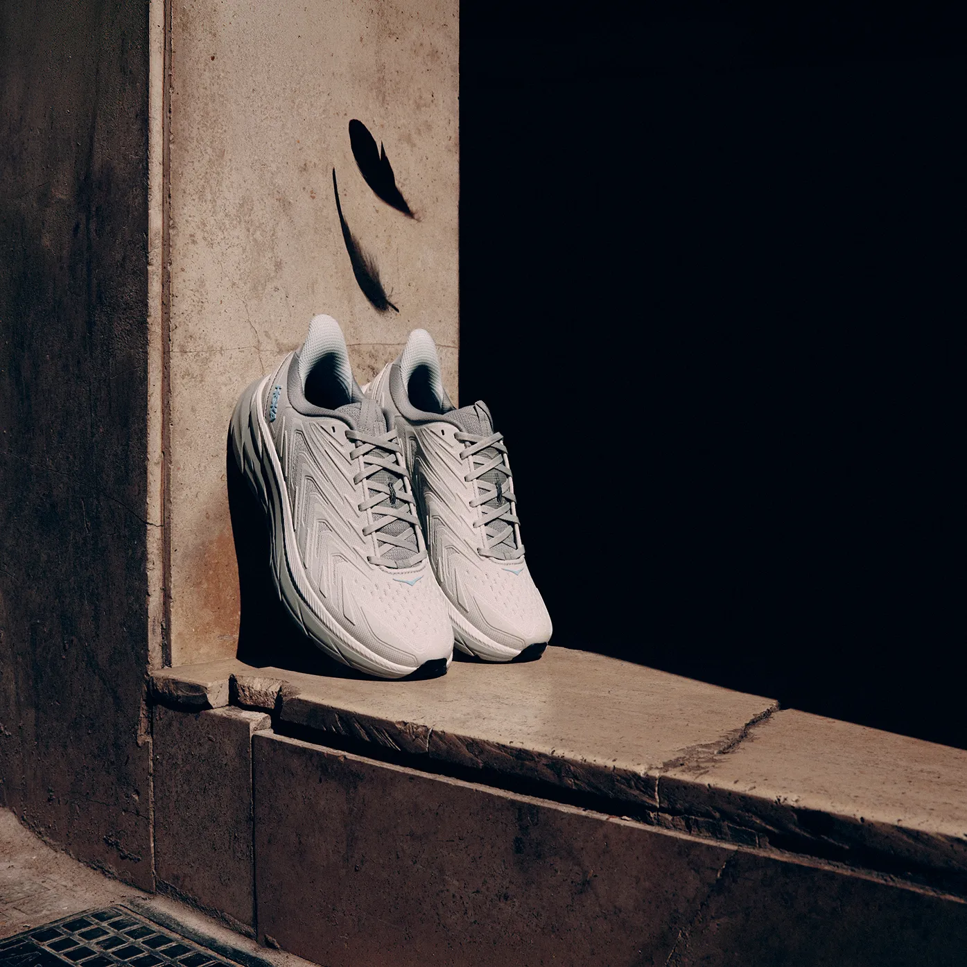 hoka-clifton-utl