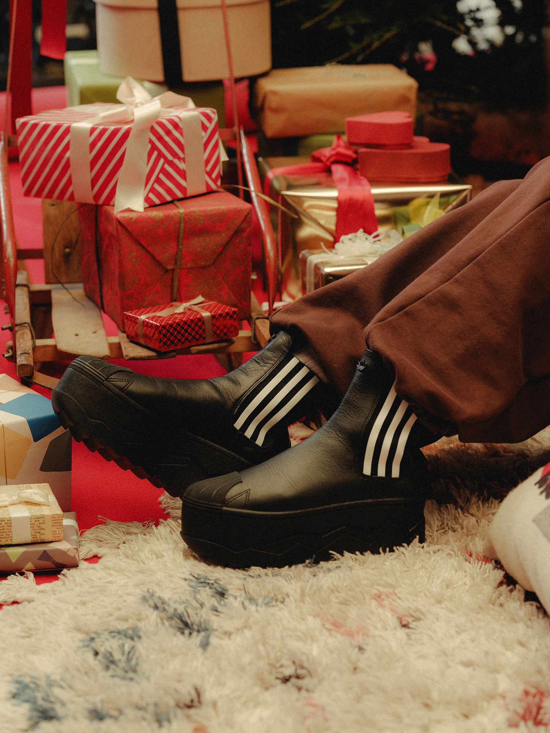 holiday-campaign-look-book