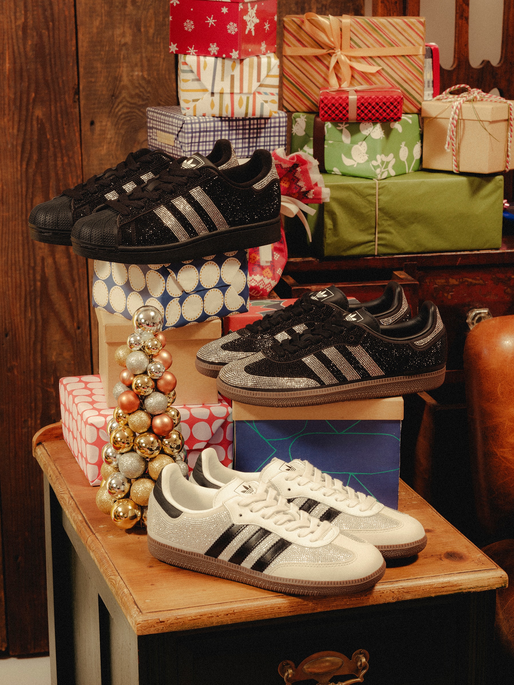 holiday-campaign-look-book