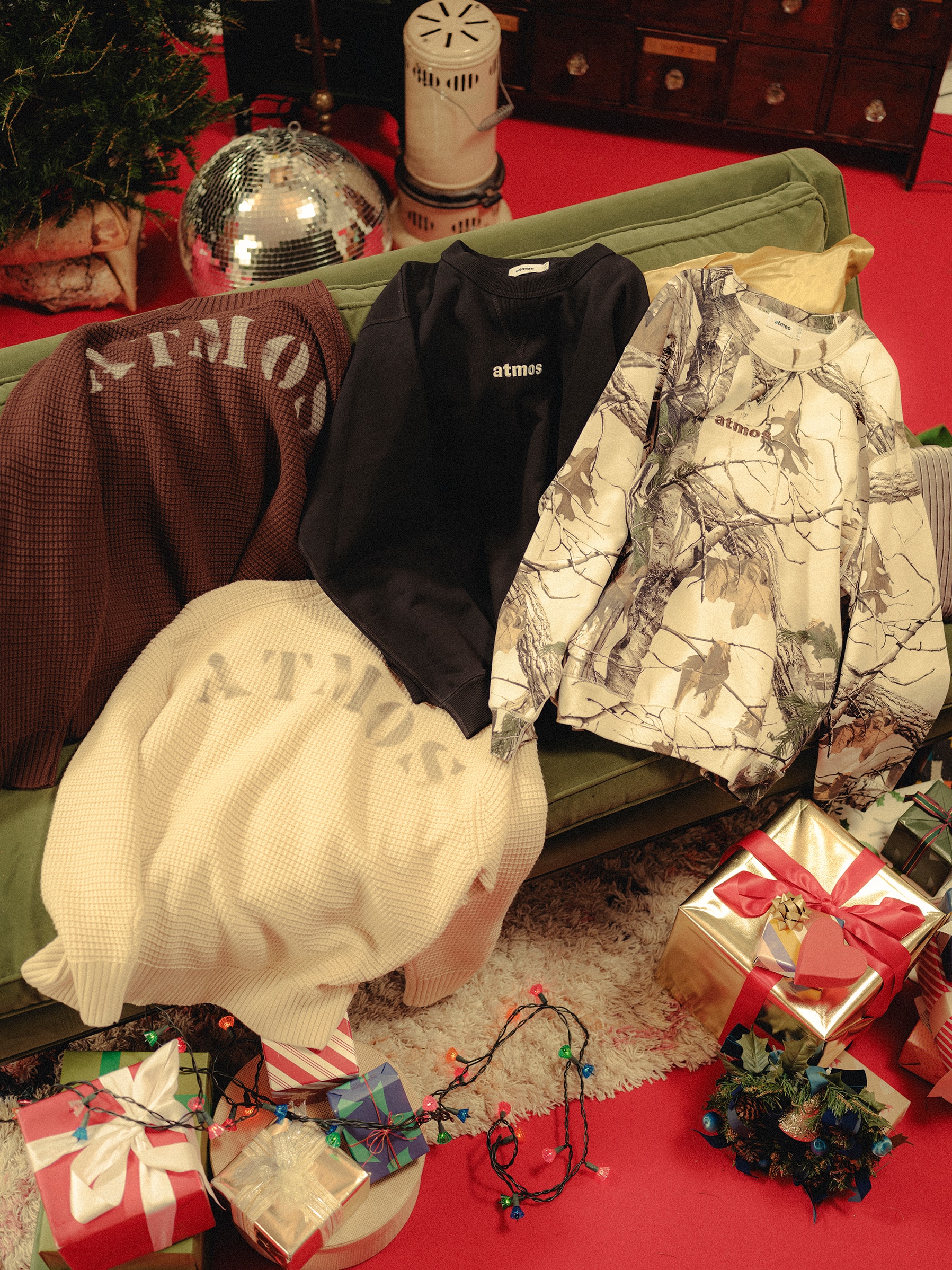 holiday-campaign-look-book