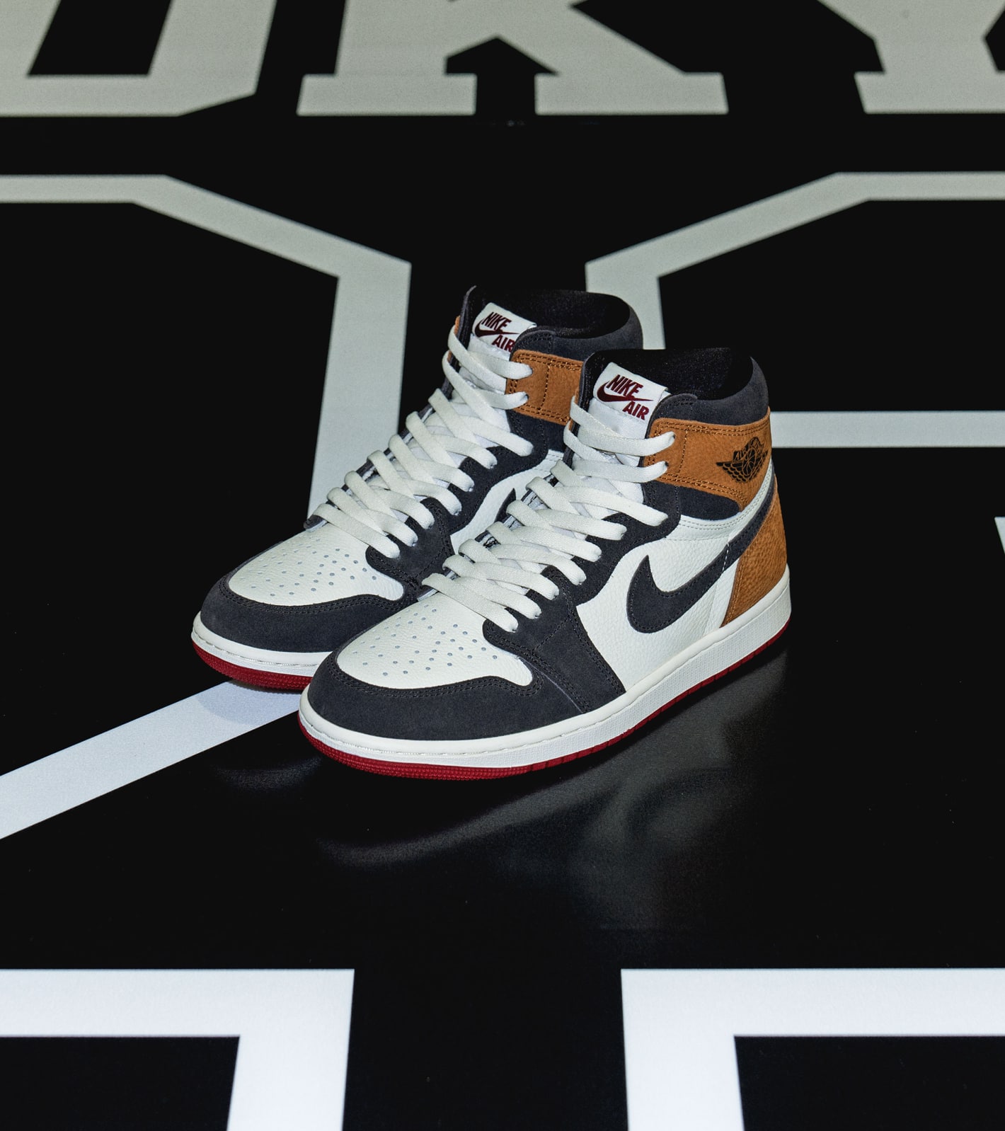 JORDAN BRAND AIR JORDAN 1 RETRO HIGH OG 'Love of the Game' | atmos