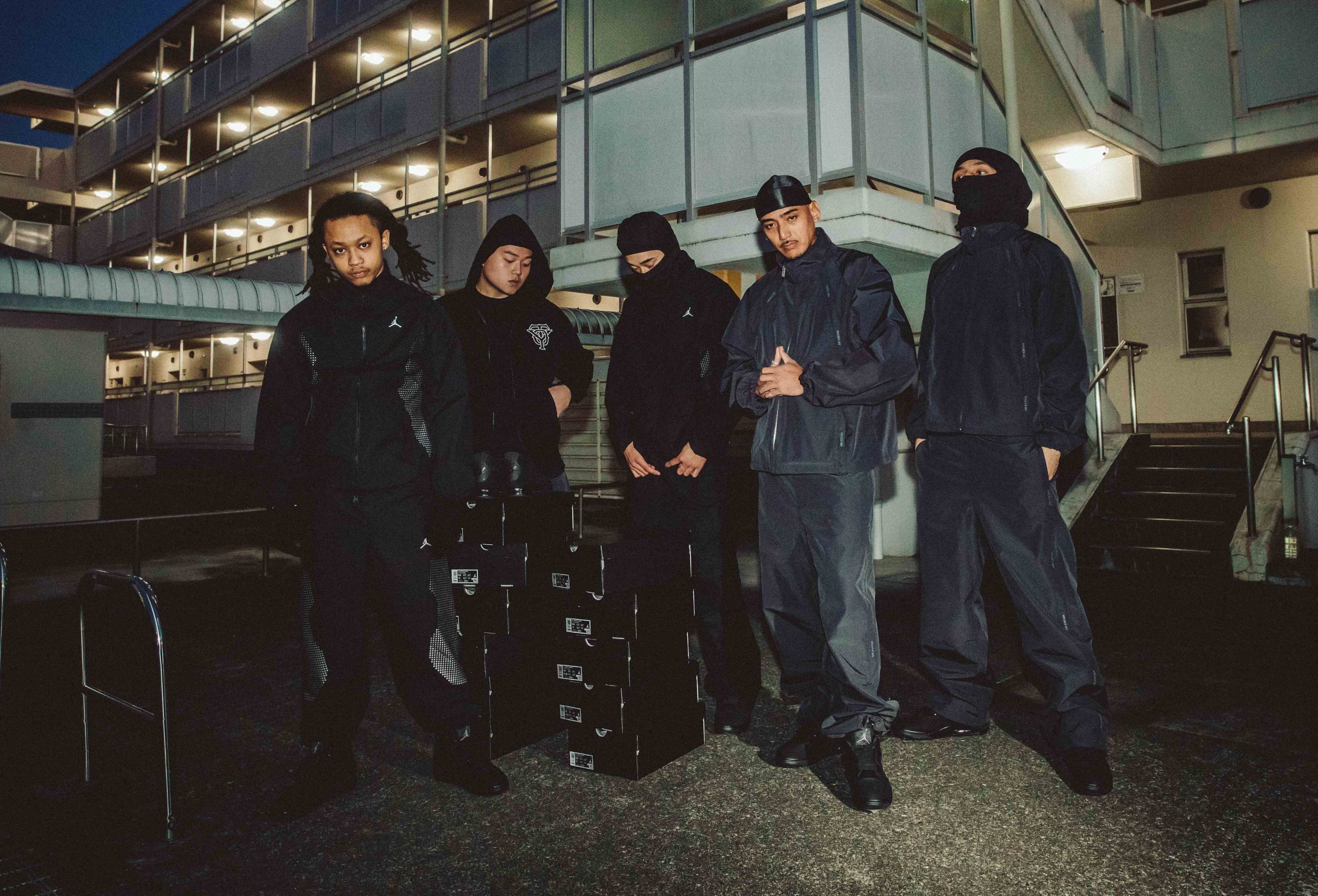 jordan-brand-air-jordan-4-retro-black-cat-look-book