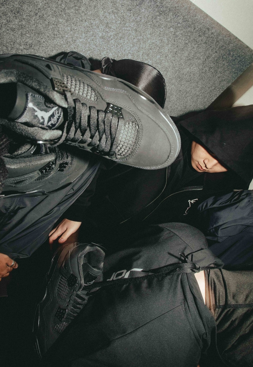 jordan-brand-air-jordan-4-retro-black-cat-look-book