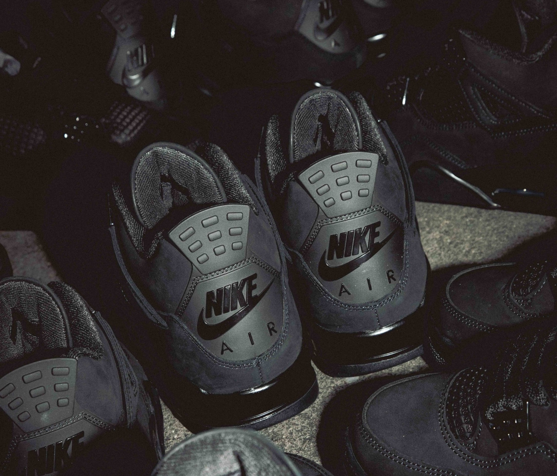 jordan-brand-air-jordan-4-retro-black-cat-look-book