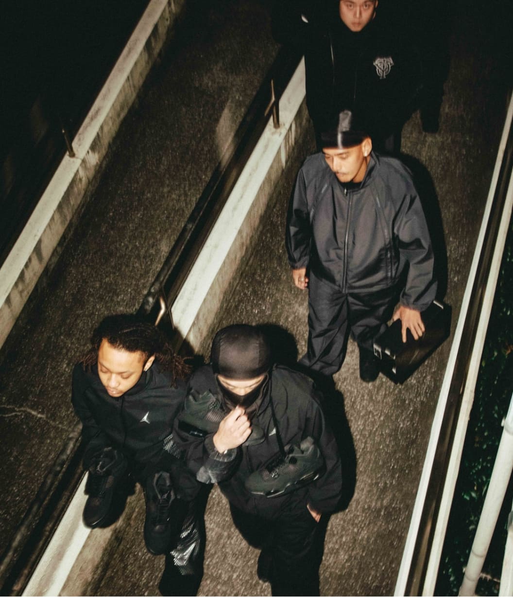 jordan-brand-air-jordan-4-retro-black-cat-look-book