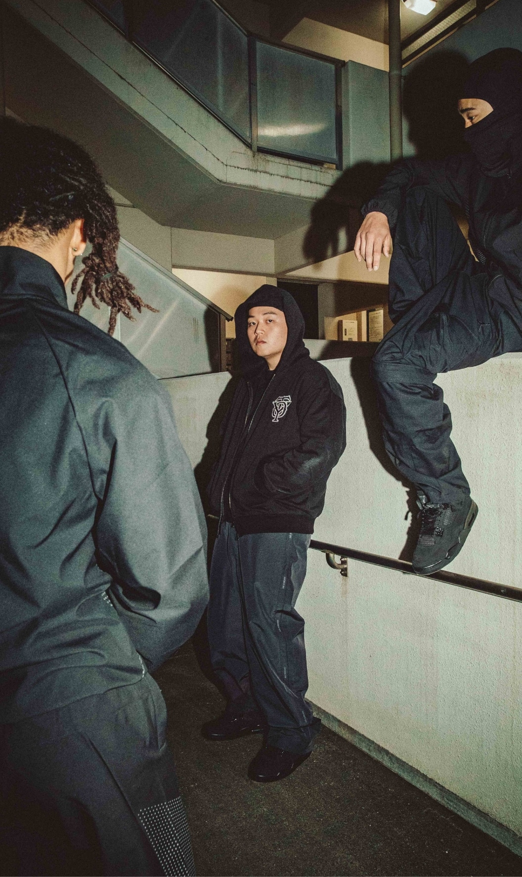 jordan-brand-air-jordan-4-retro-black-cat-look-book