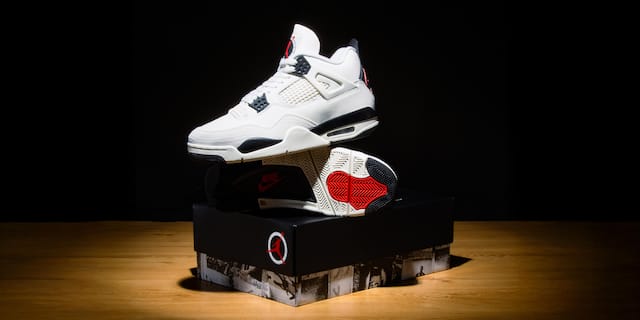 JORDAN BRAND AIR JORDAN 4 RETRO OG "Flight Club"