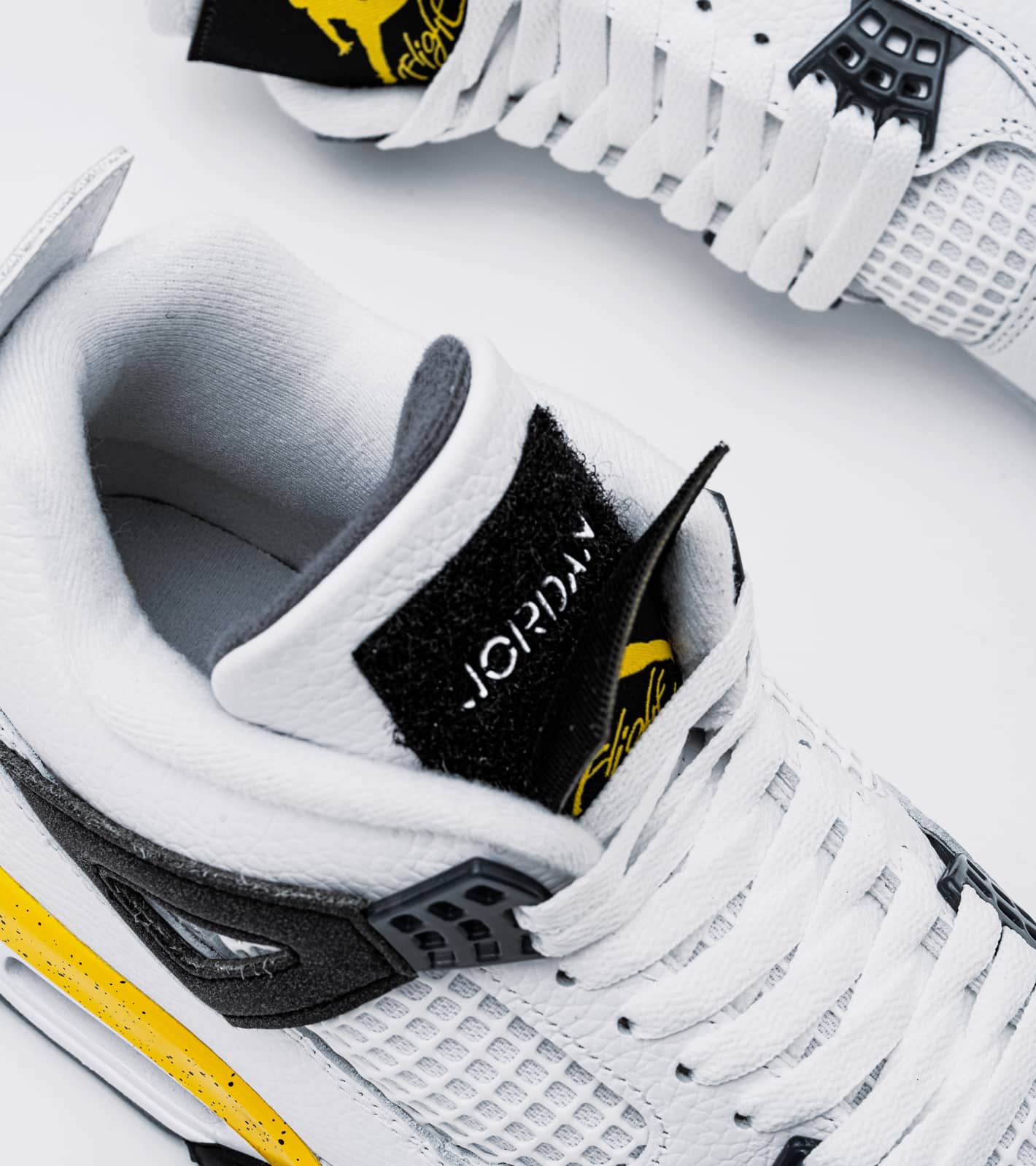 JORDAN BRAND AIR JORDAN 4 RETRO ' TOUR YELLOW ' | atmos（アトモス