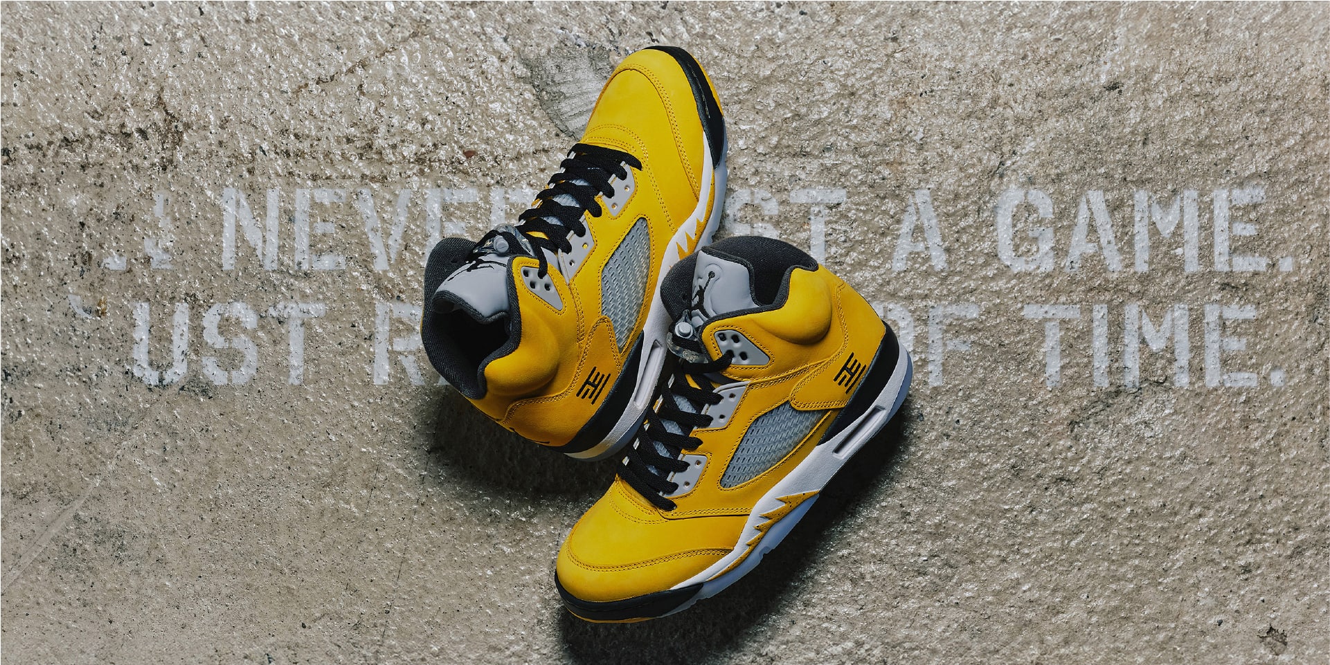 JORDAN BRAND AIR JORDAN 5 RETRO T23