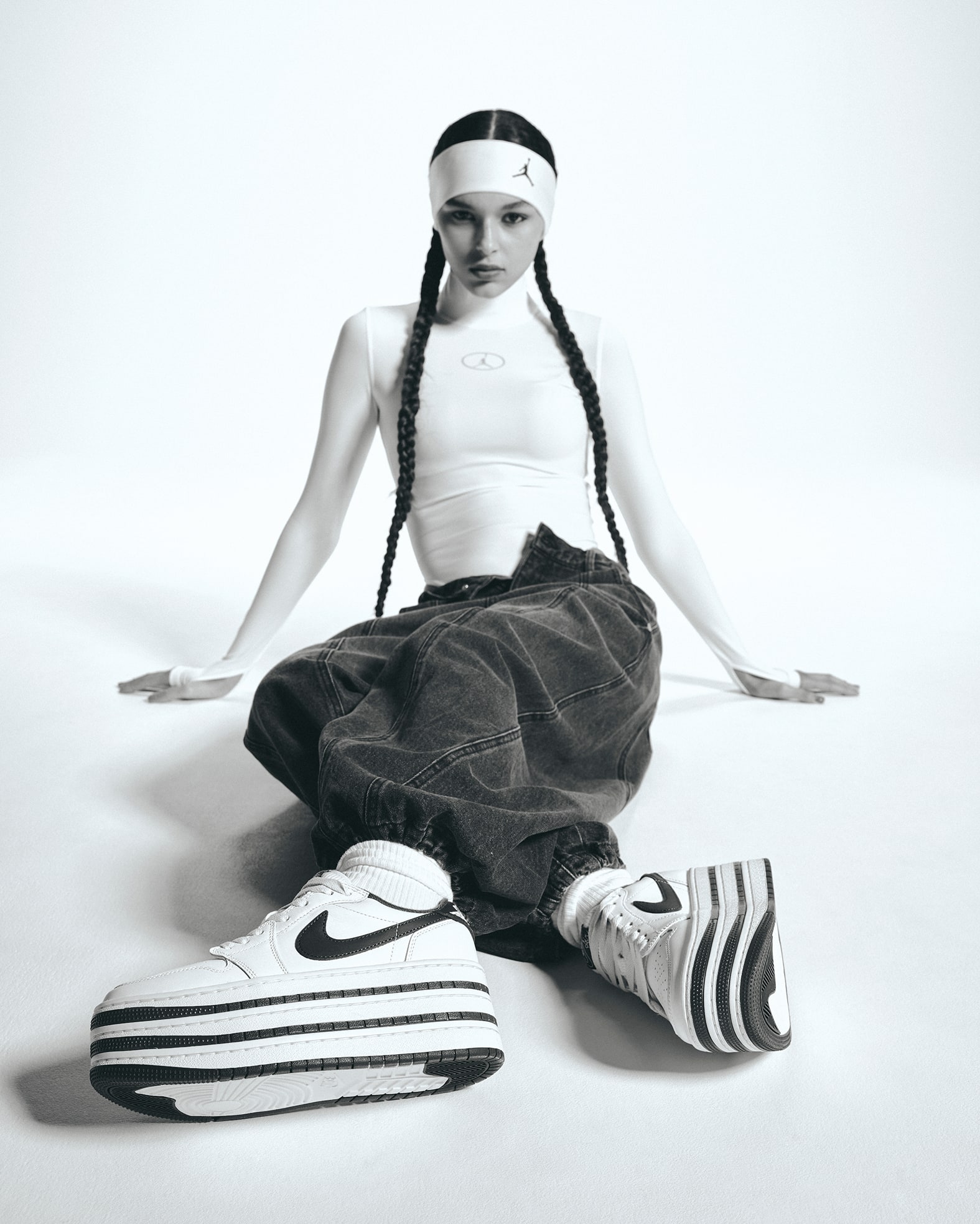 jordan-brand-wmns-air-jordan-1-triple-stack