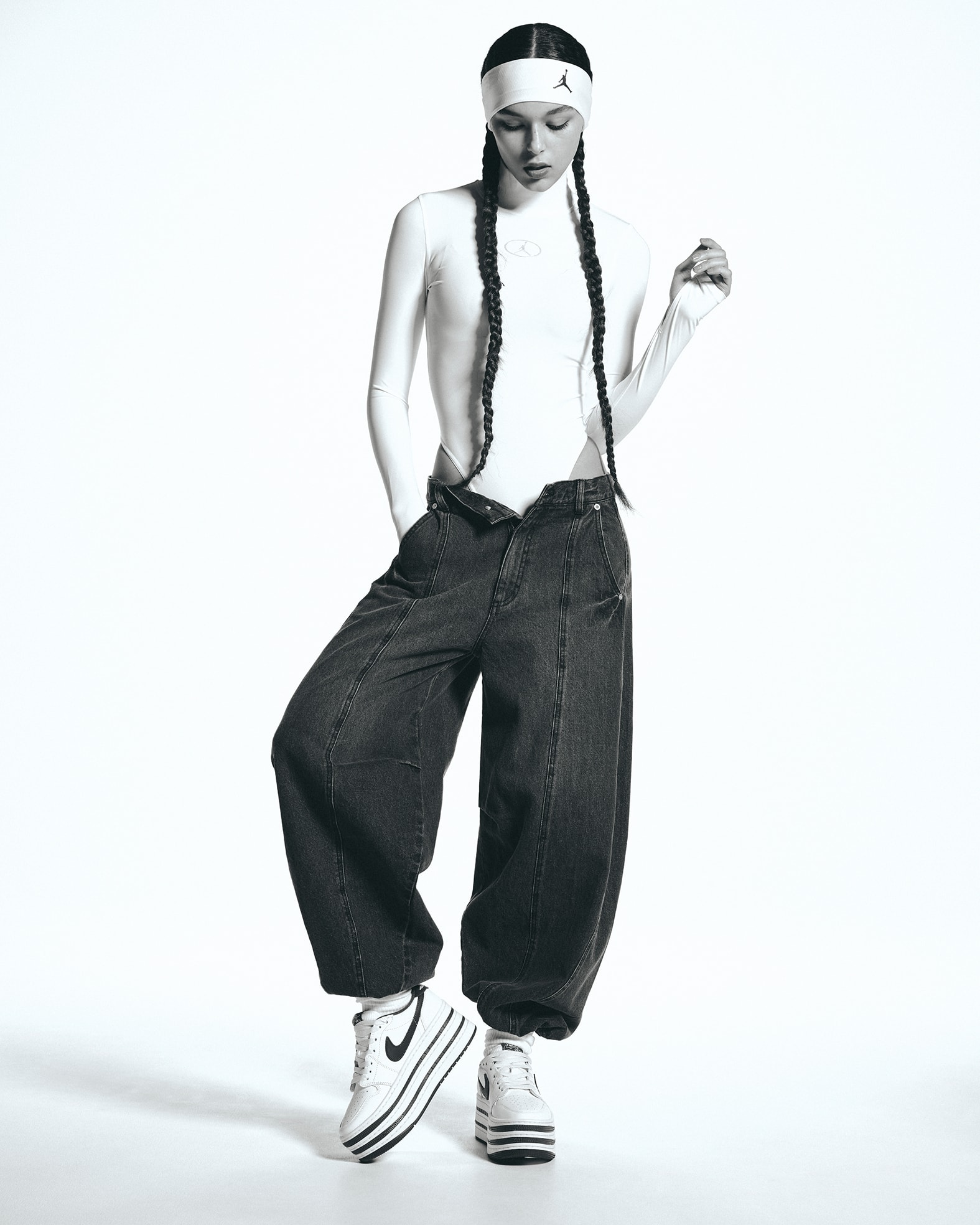 jordan-brand-wmns-air-jordan-1-triple-stack