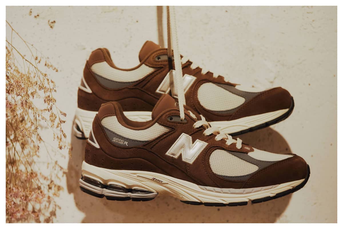 最新品お得NewBalance M2002RHS “atmos Exclusive” 靴