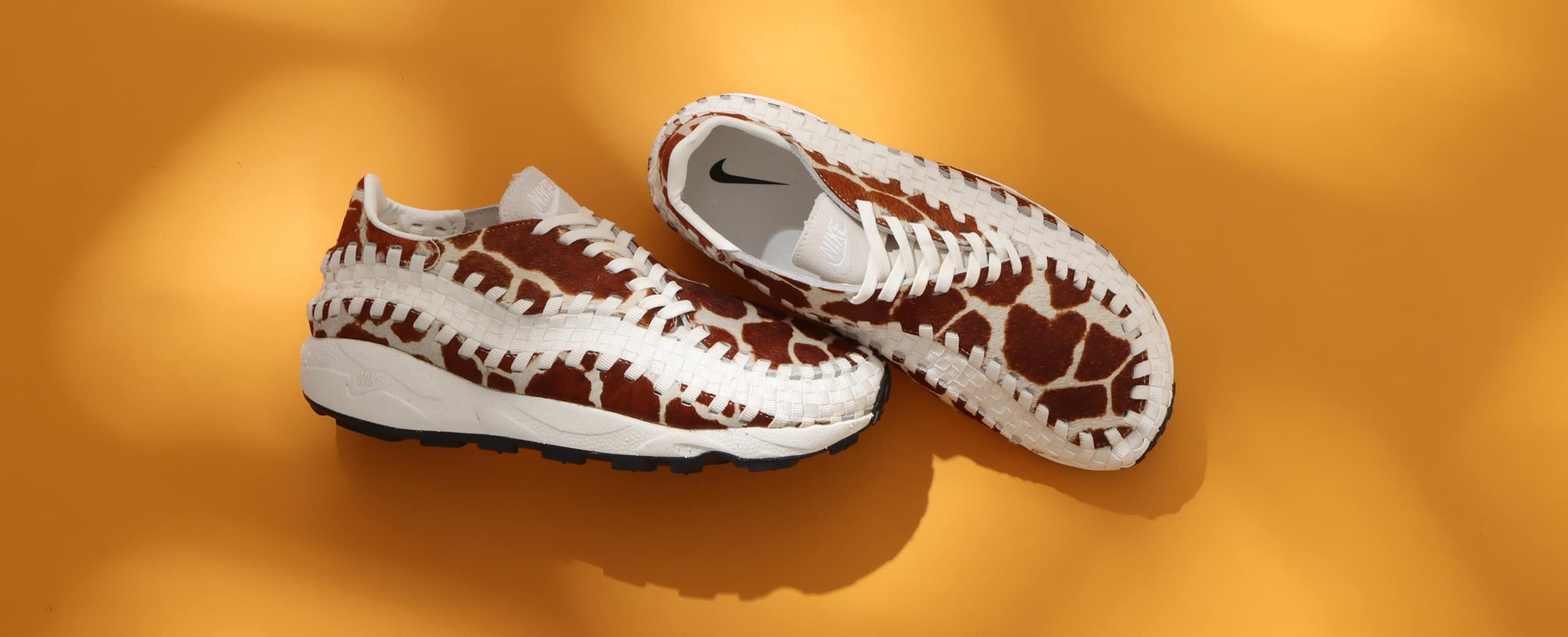 "NIKE AIR FOOTSCAPE WOVEN "Natural and Brown""