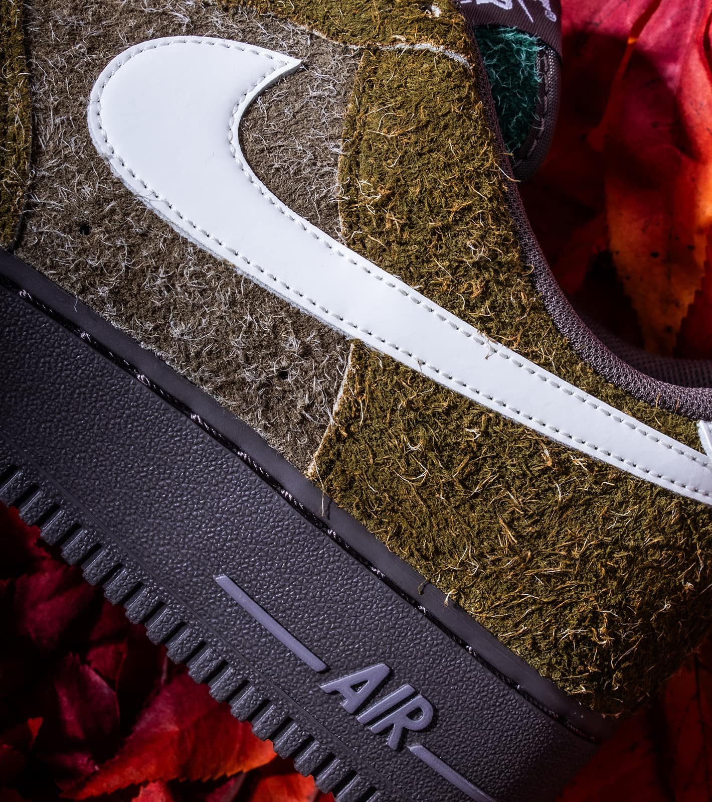 NIKE AIR FORCE 1 '07 LX Autumun Leaves