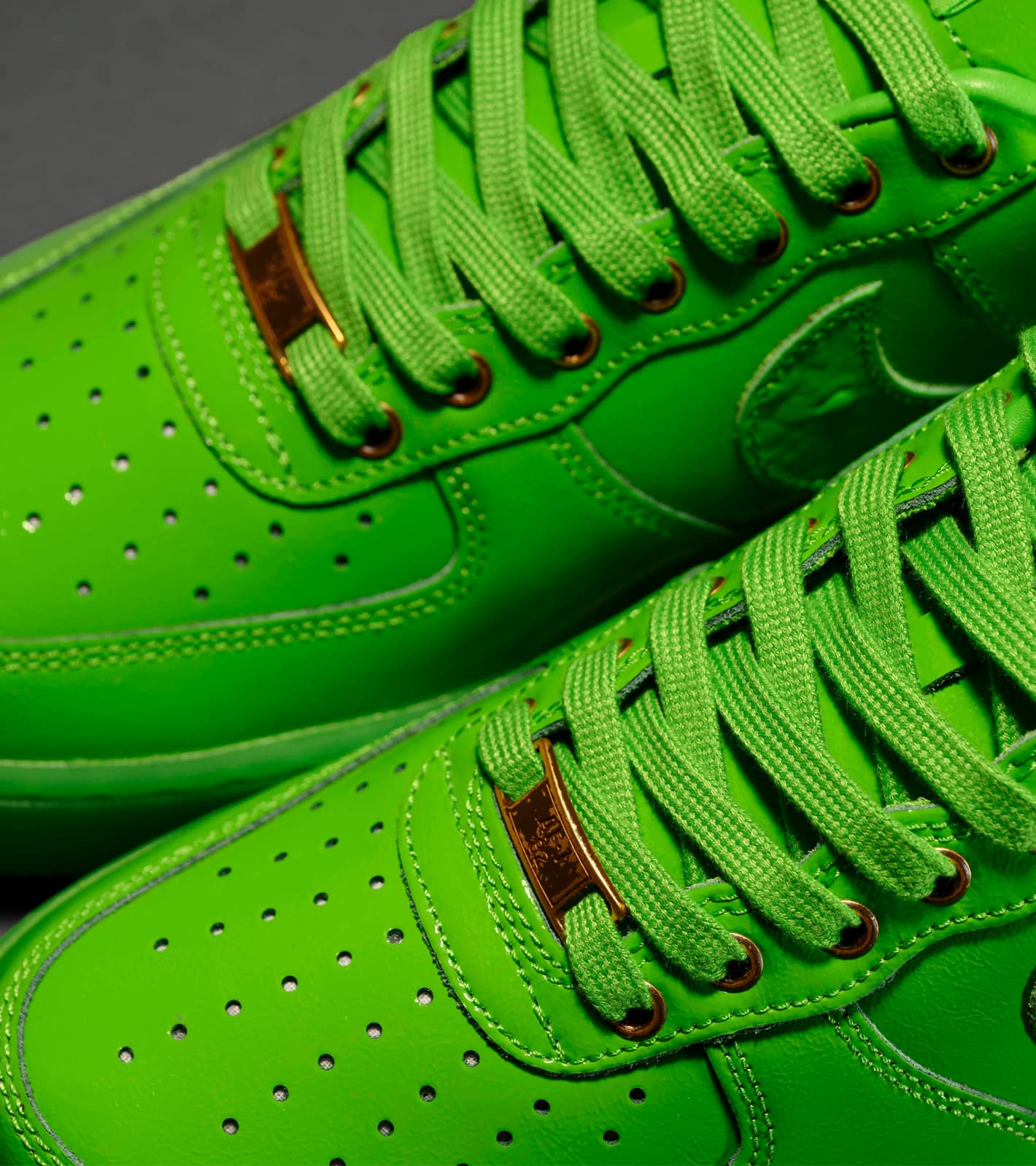 NIKE AIR FORCE 1 LX 1CON
