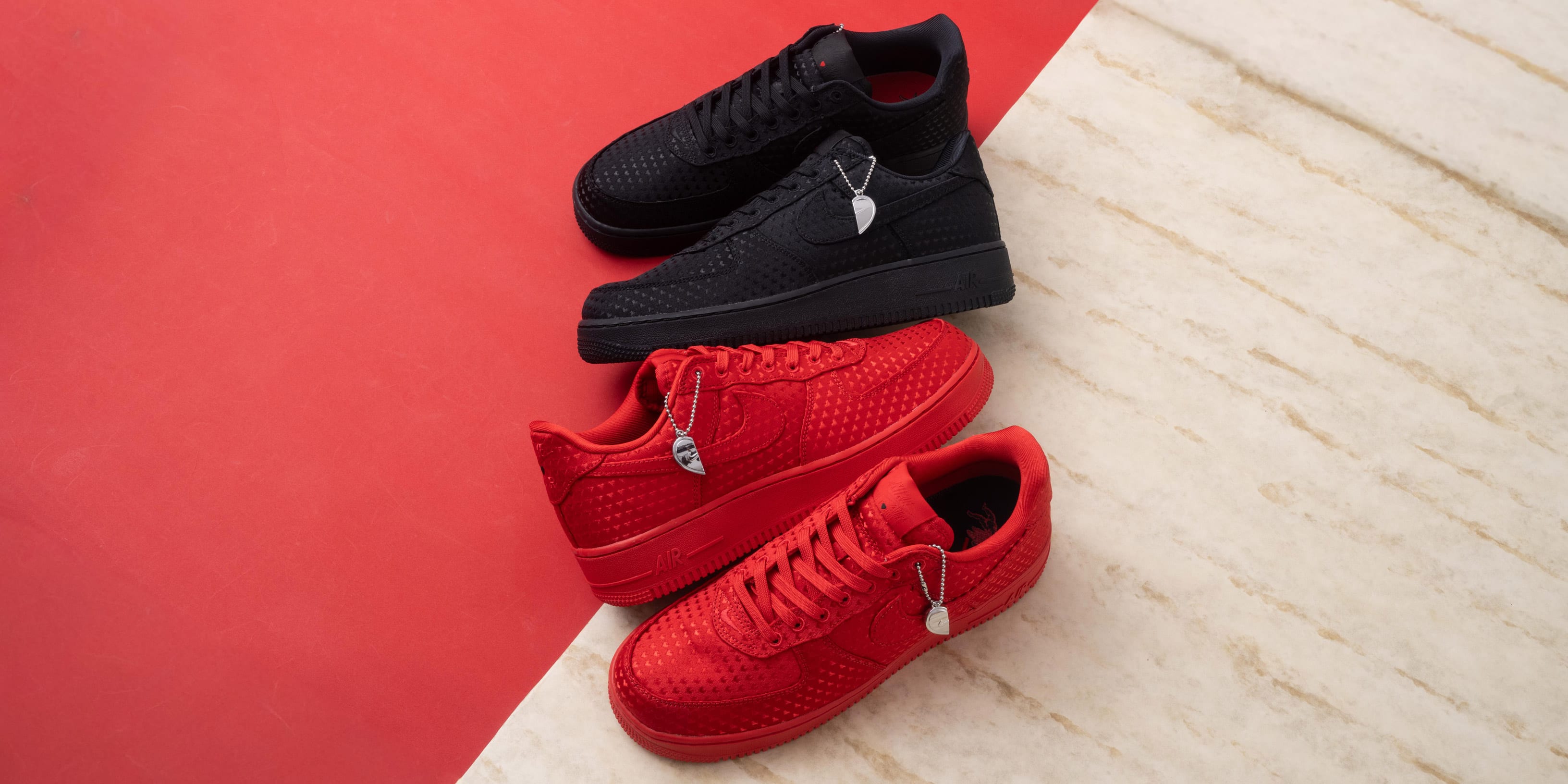 NIKE AIR FORCE 1 RETRO Valentine's Day