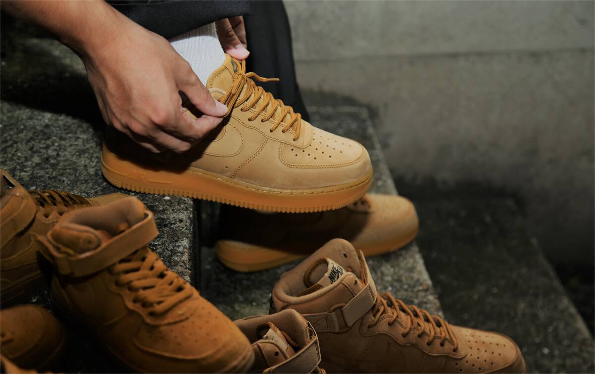 NIKE AIR FORCE 1 WHEAT