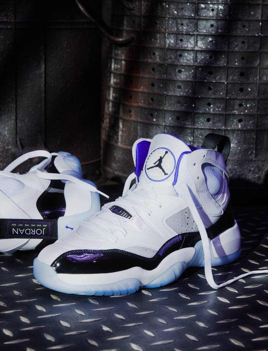 NIKE AIR JORDAN TWO TREY  “Concord”