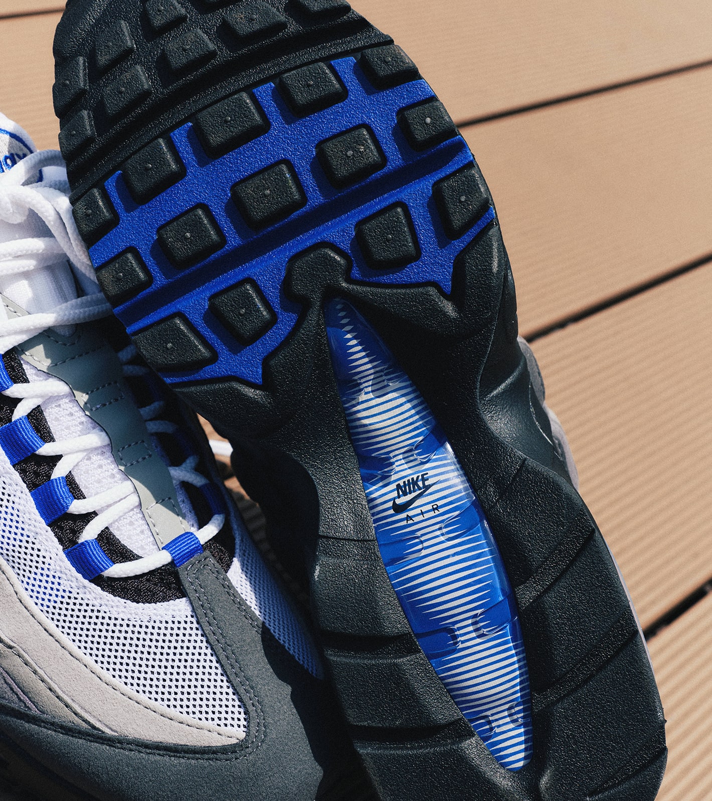 NIKE AIR MAX 95 BIG BUBBLE | atmos（アトモス） 公式オンラインストア