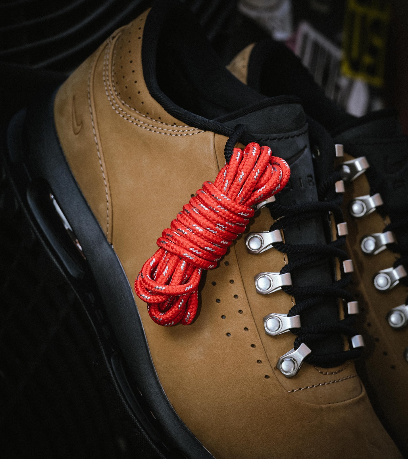 NIKE AIR MAX GOADOME LOW SP