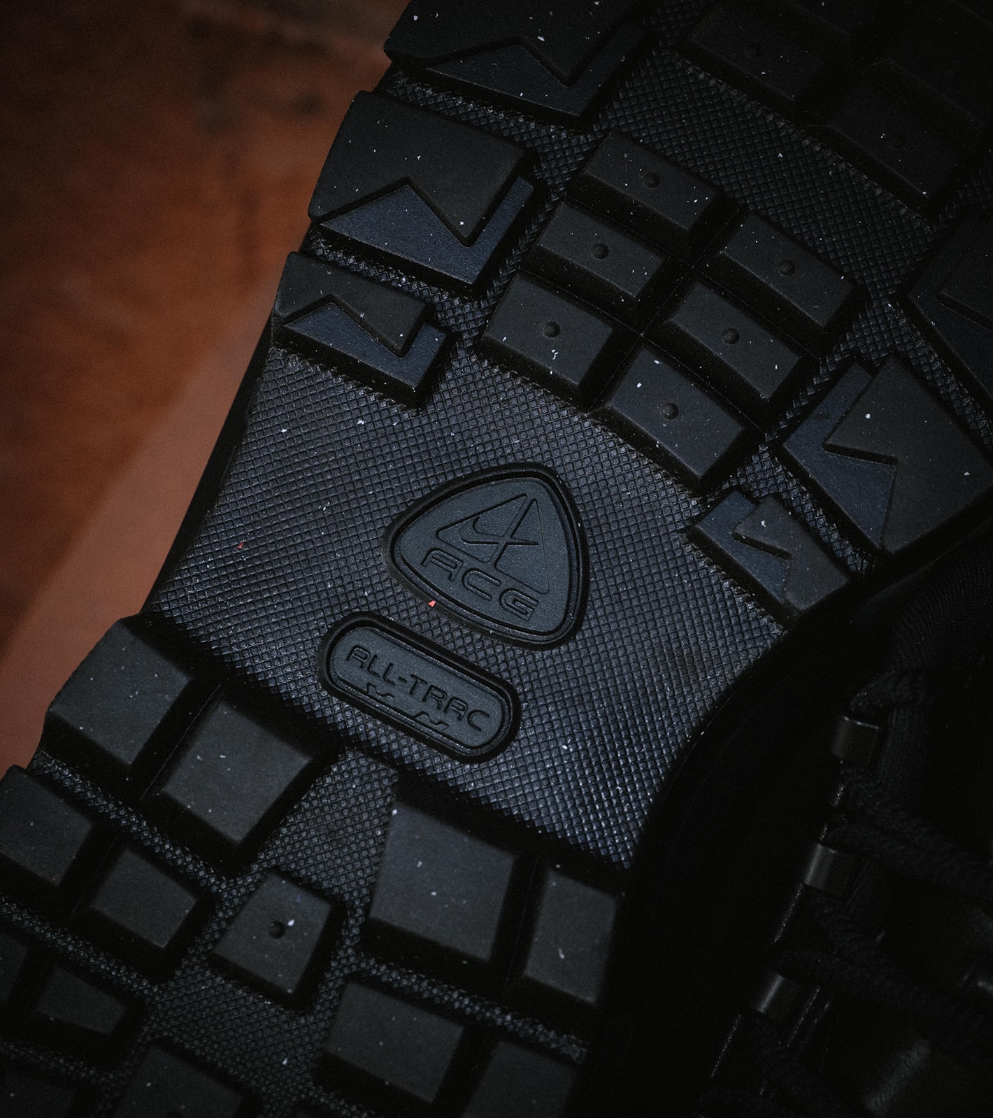 NIKE AIR MAX GOADOME LOW SP