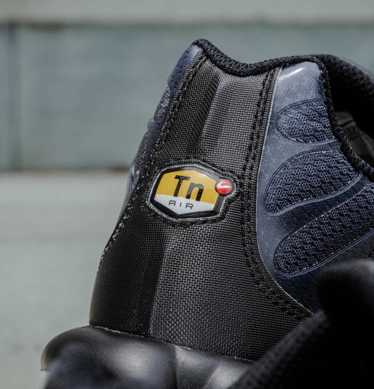 AIR MAX PLUS