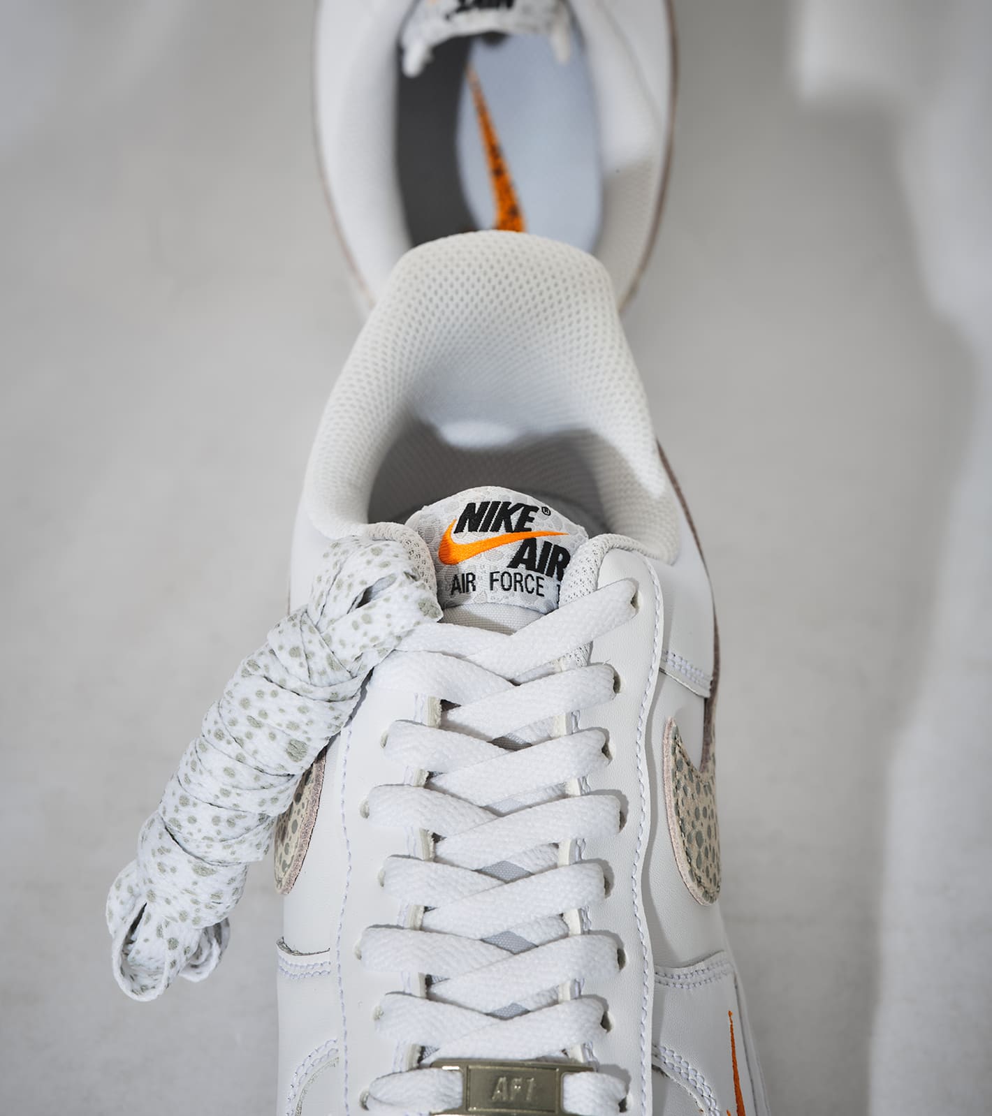 NIKE SAFARI PACK