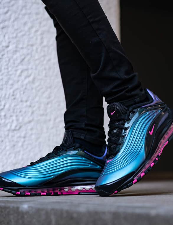 NIKE AirMax Deluxe Throwback Future 25cm
