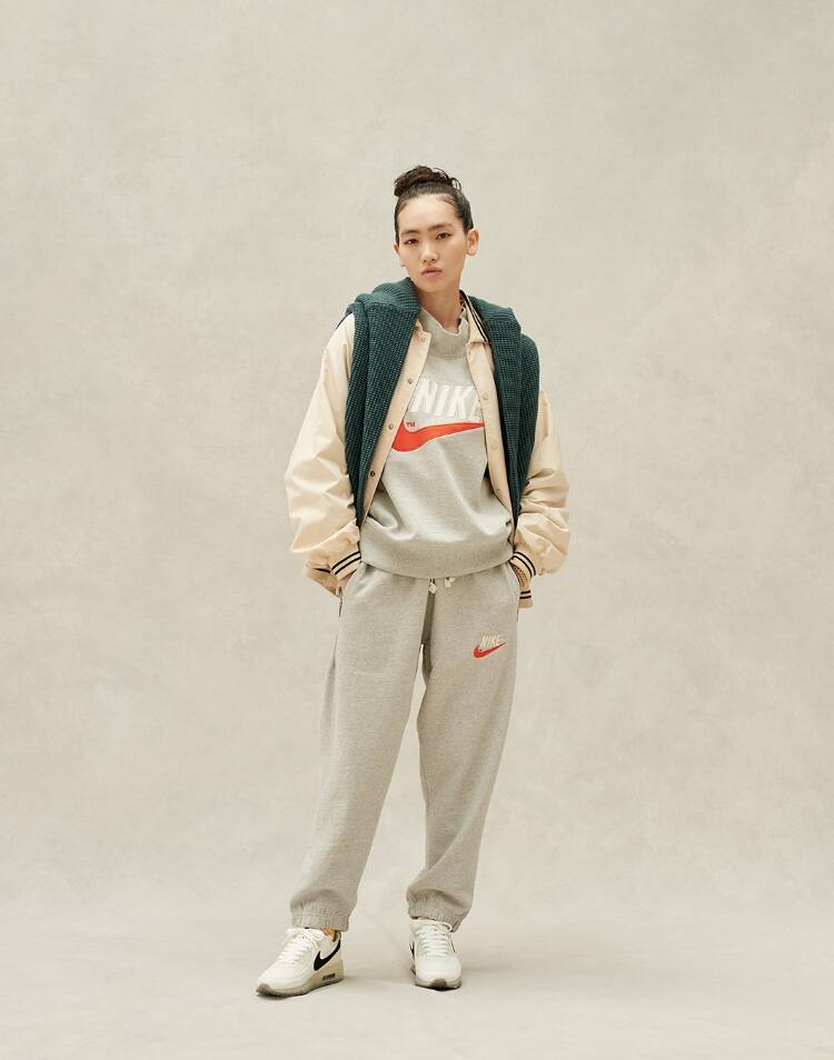 NIKE NSW トレンドカプセル　スウェット