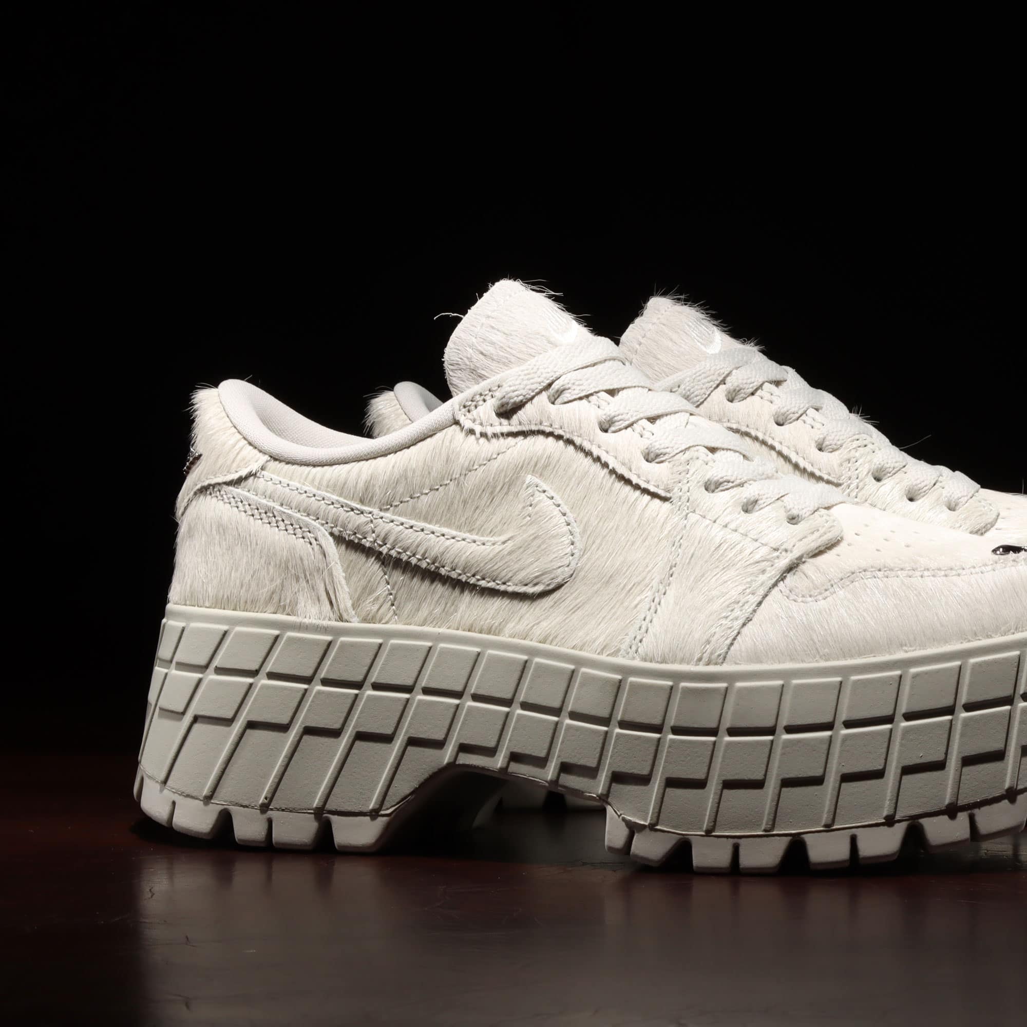 NIKE W AIR JORDAN 1 BROOKLYN LOW | atmos（アトモス） 公式