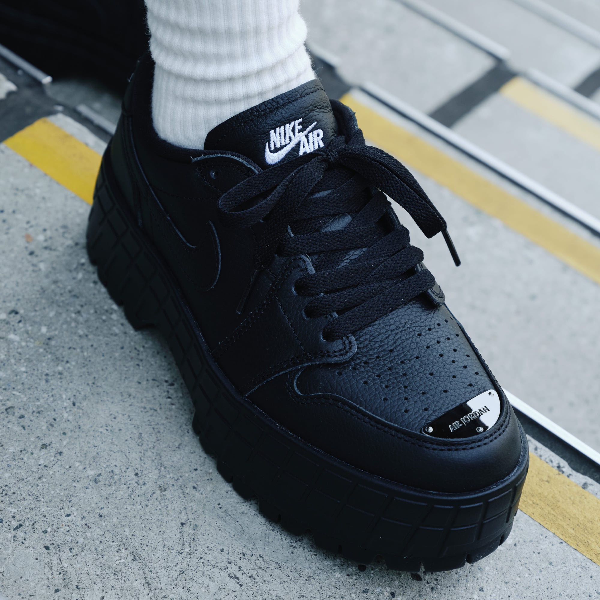 W AIR JORDAN 1 BROOKLYN LOW