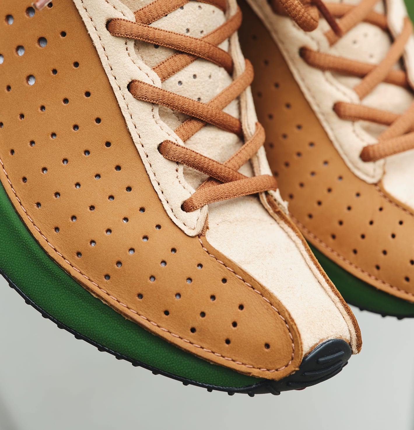 NIKE W SUPERFLY