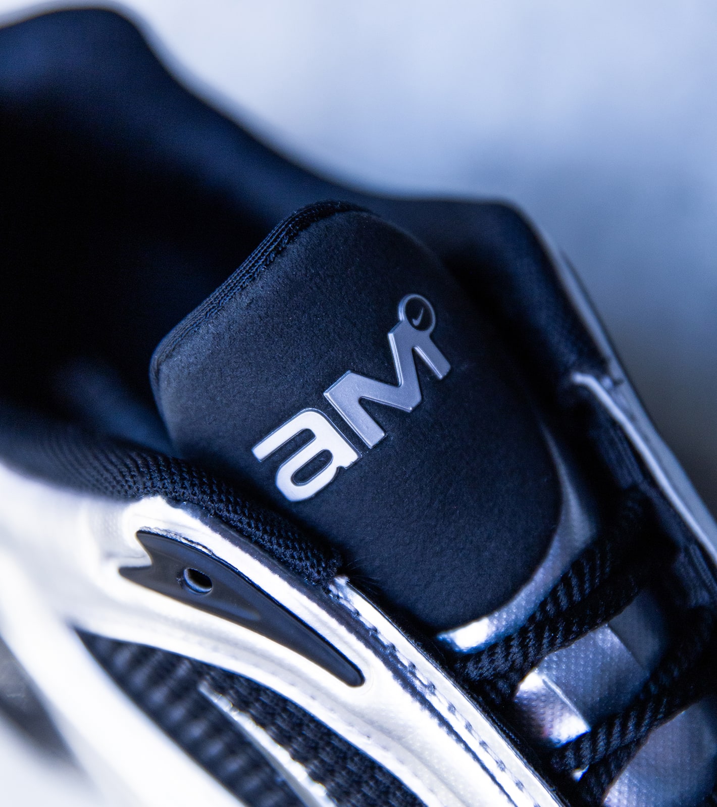 nike-wmns-air-max-muse